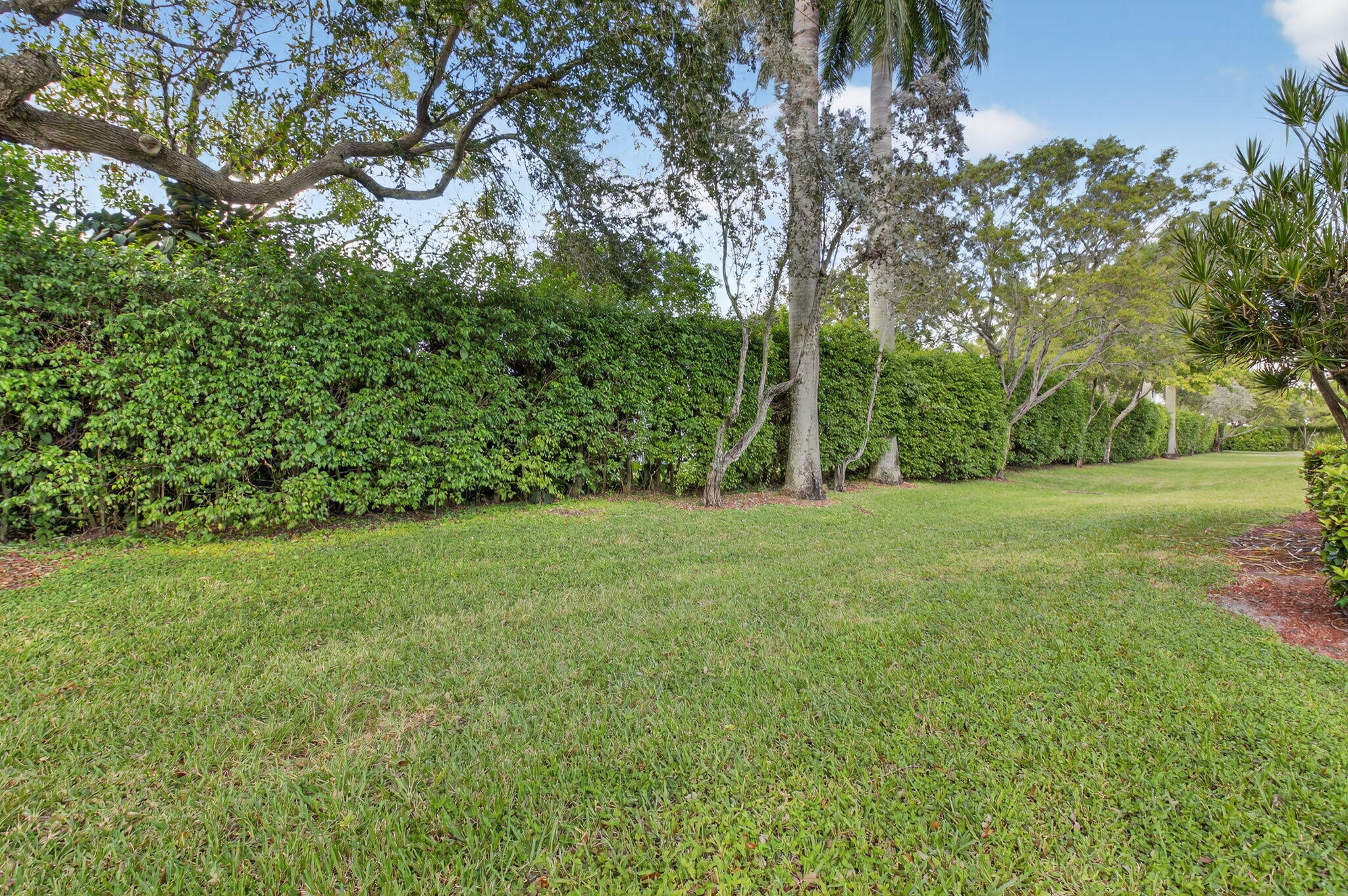10612 Royal Caribbean Circle Property Photo 37