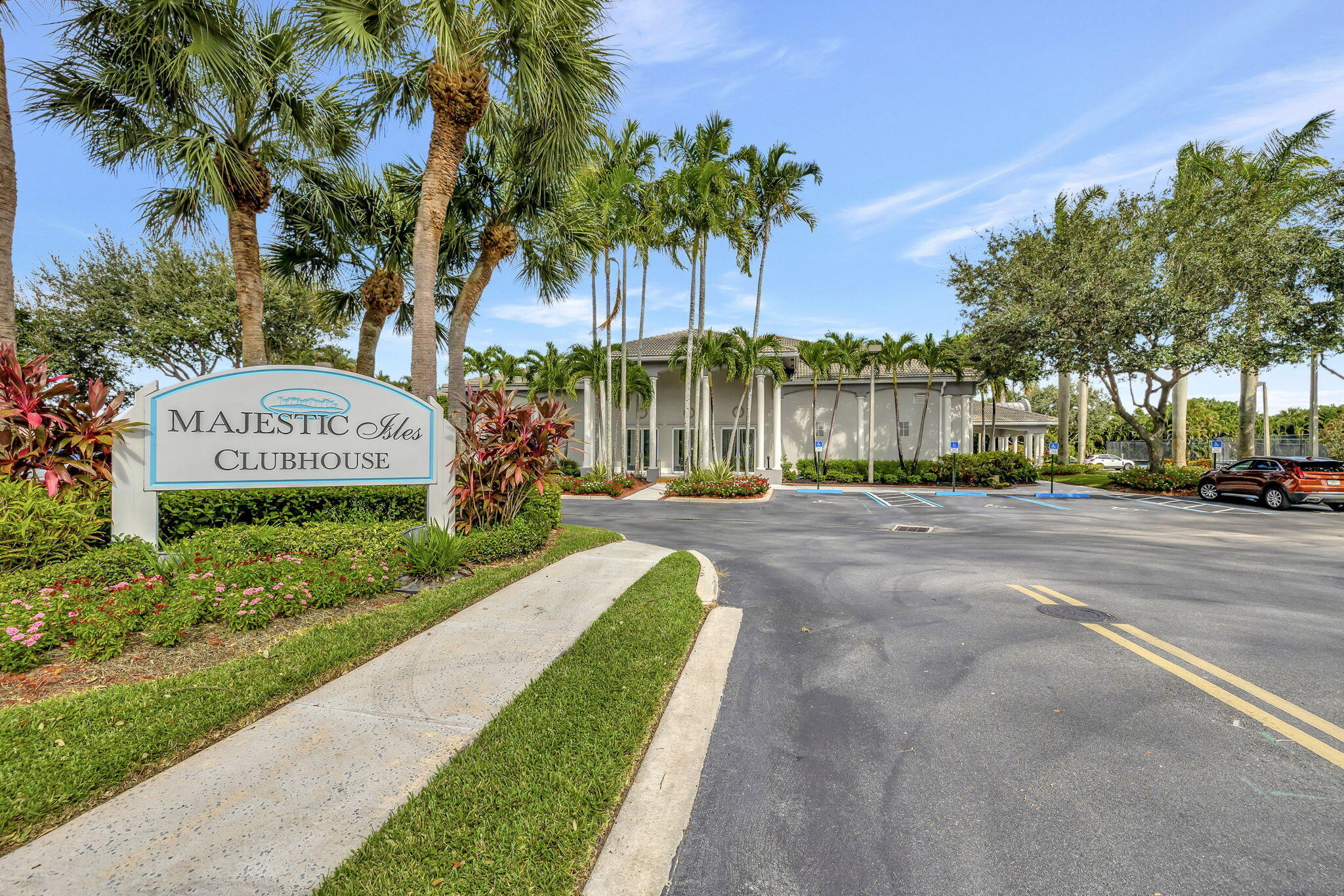 10612 Royal Caribbean Circle Property Photo 42