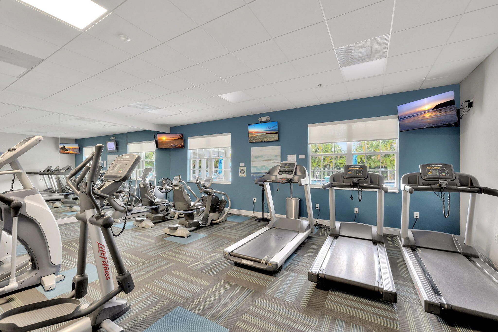 10612 Royal Caribbean Circle Property Photo 43