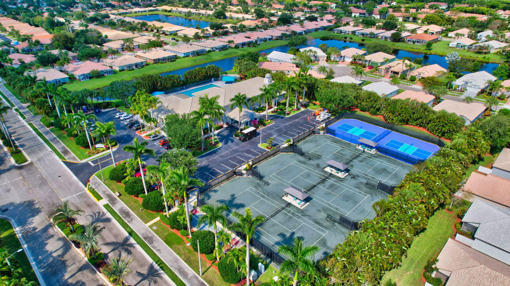 10612 Royal Caribbean Circle Property Photo 49