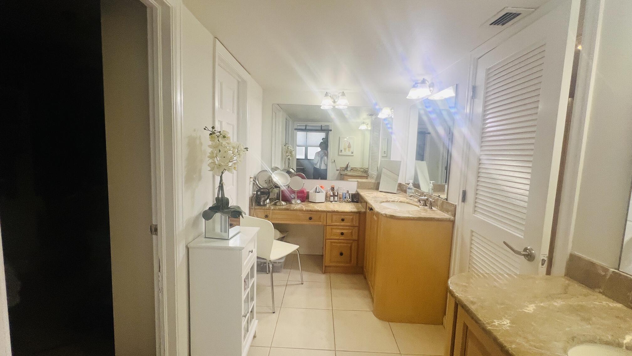 3400 N Ocean Drive 602 Property Photo 7