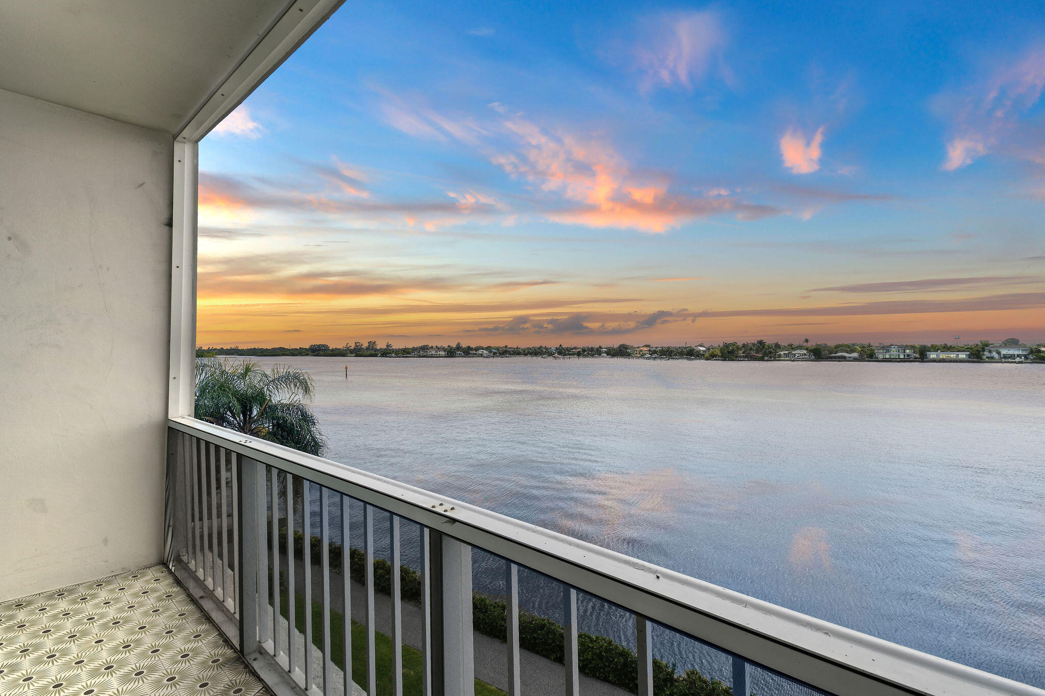2180 Ibis Isle Road 12 Property Photo 25