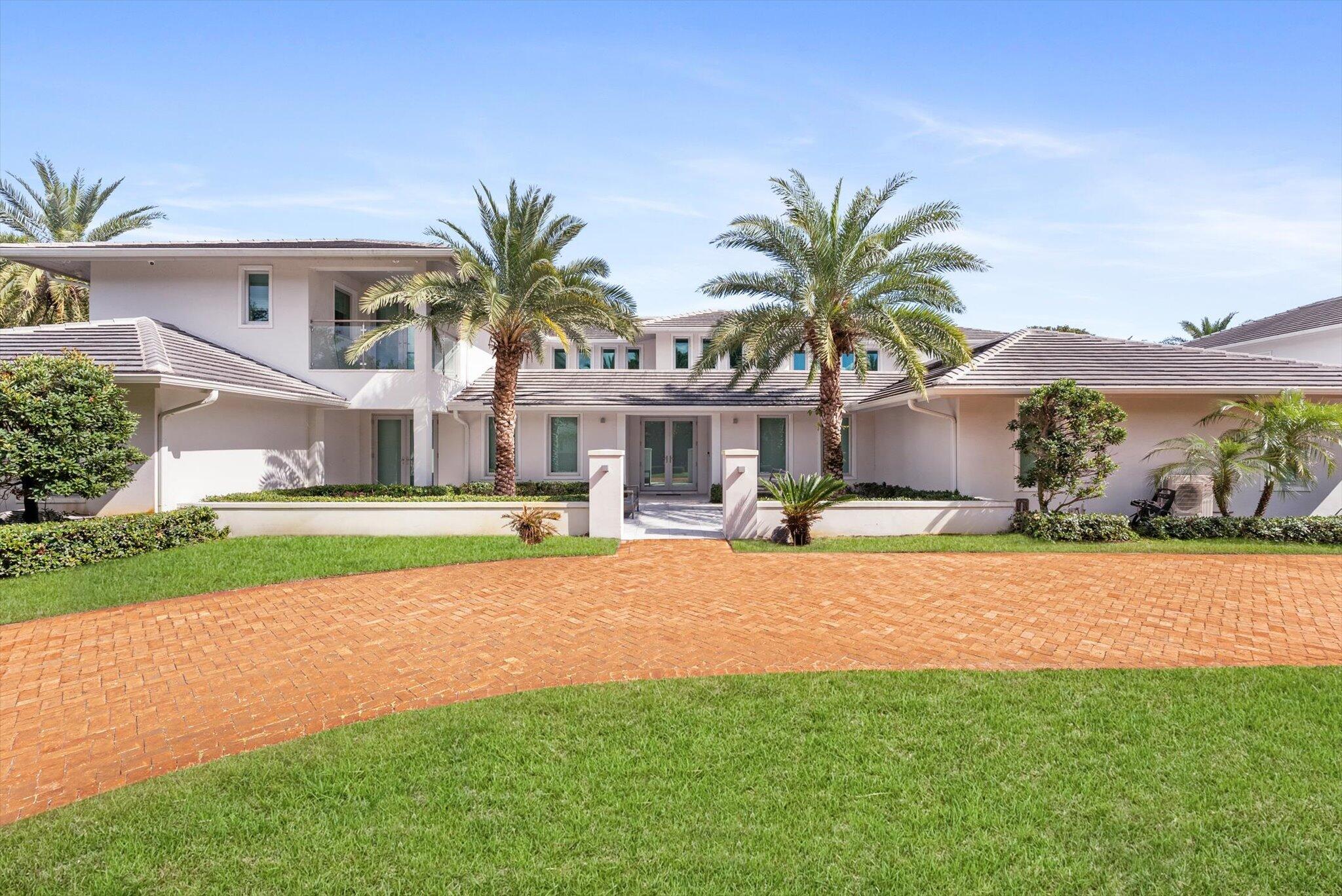 17552 Fieldbrook Circle E Property Photo 1
