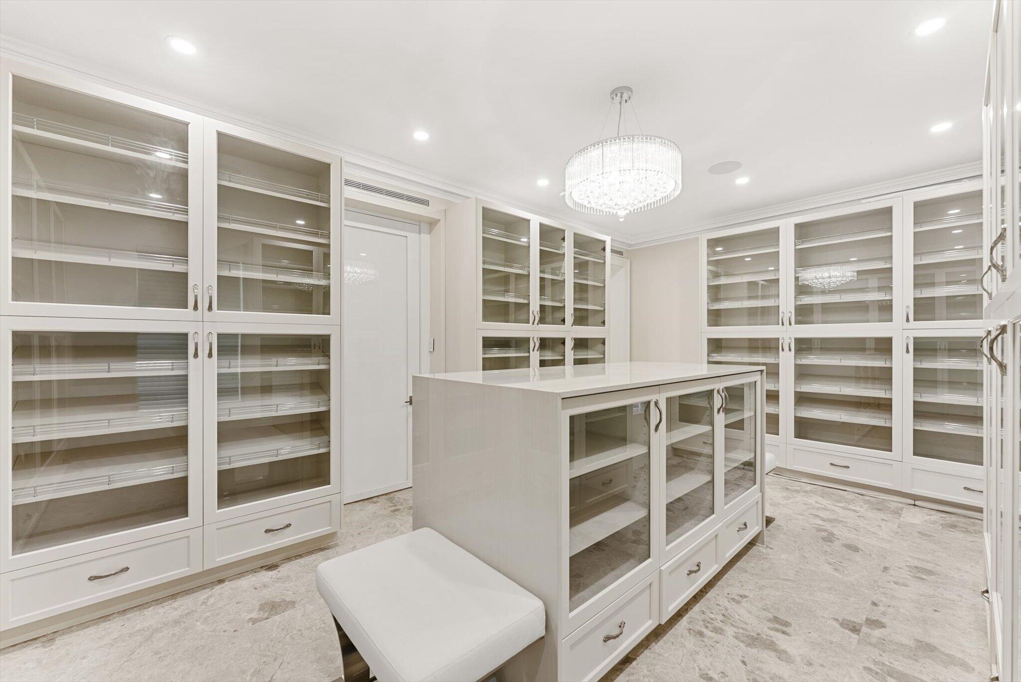 17552 Fieldbrook Circle E Property Photo 41