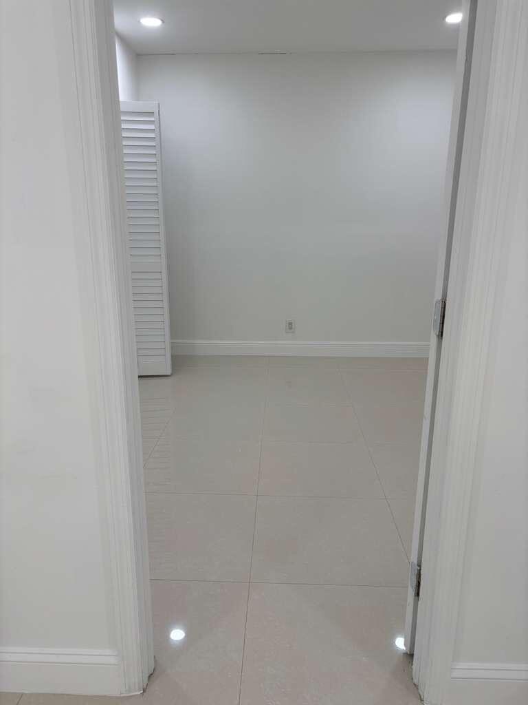710 Columbus Parkway Fr Property Photo 3