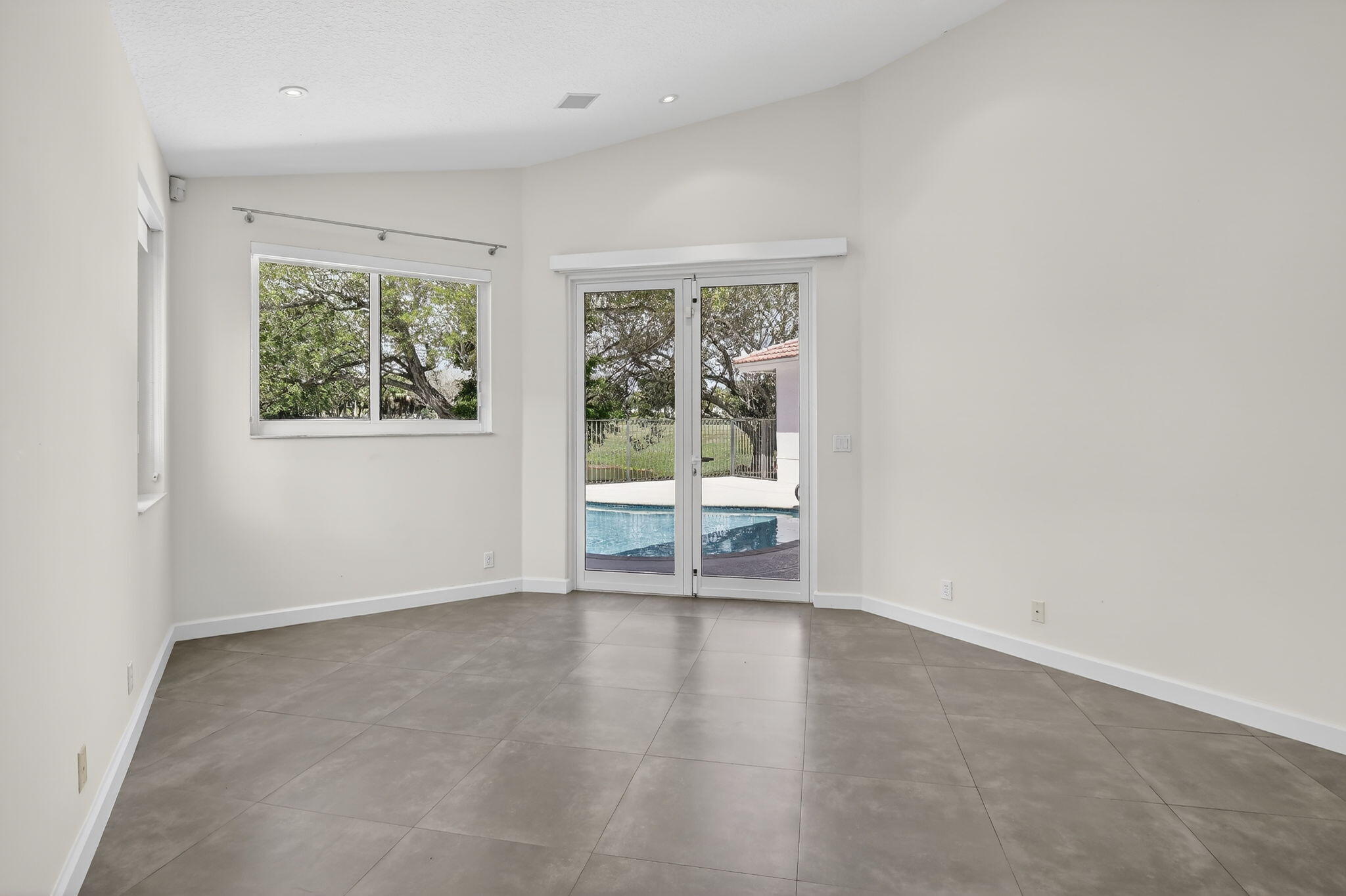 2647 Miller Court Property Photo 37