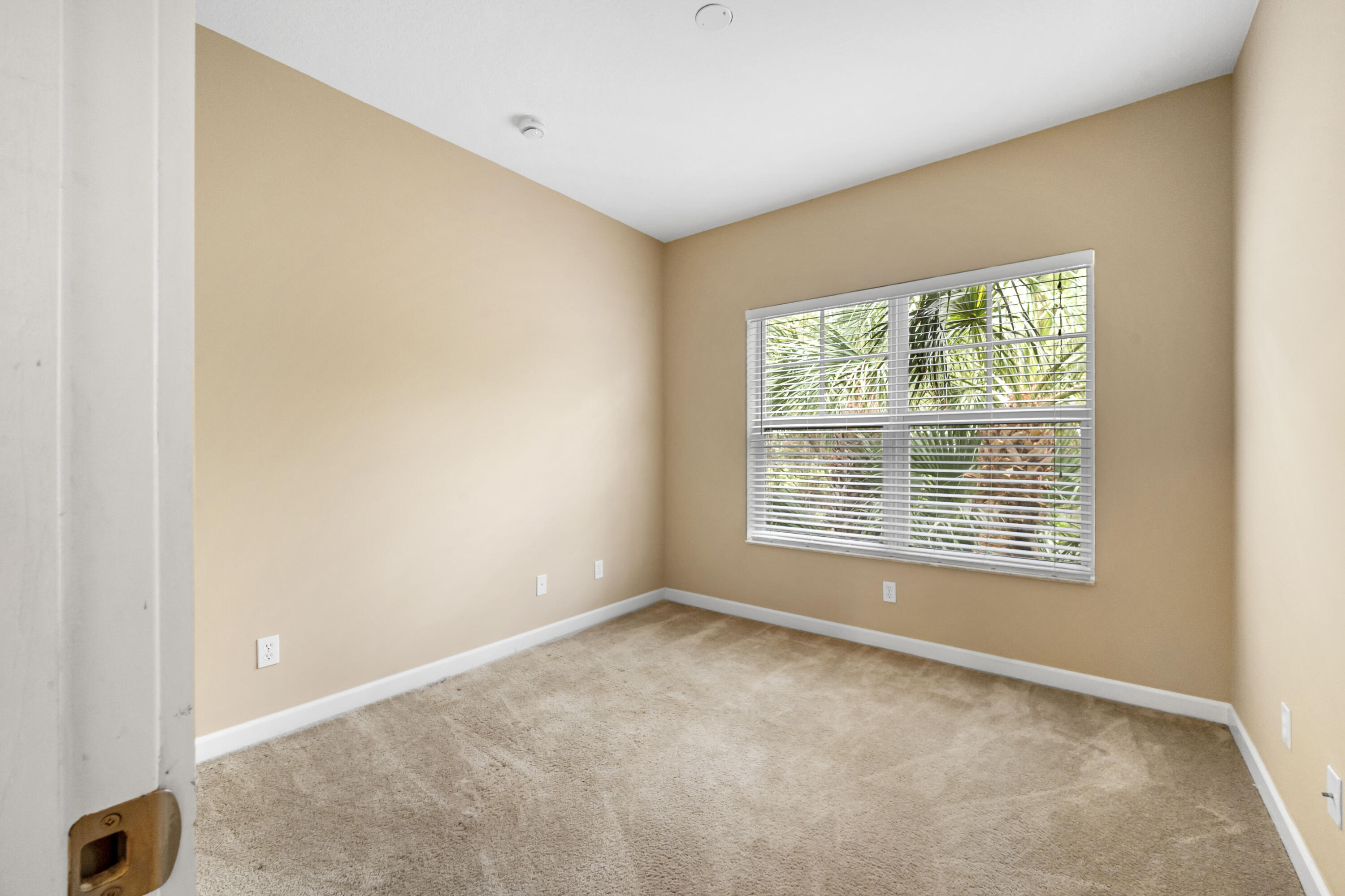 2545 Creekside Drive Property Photo 17