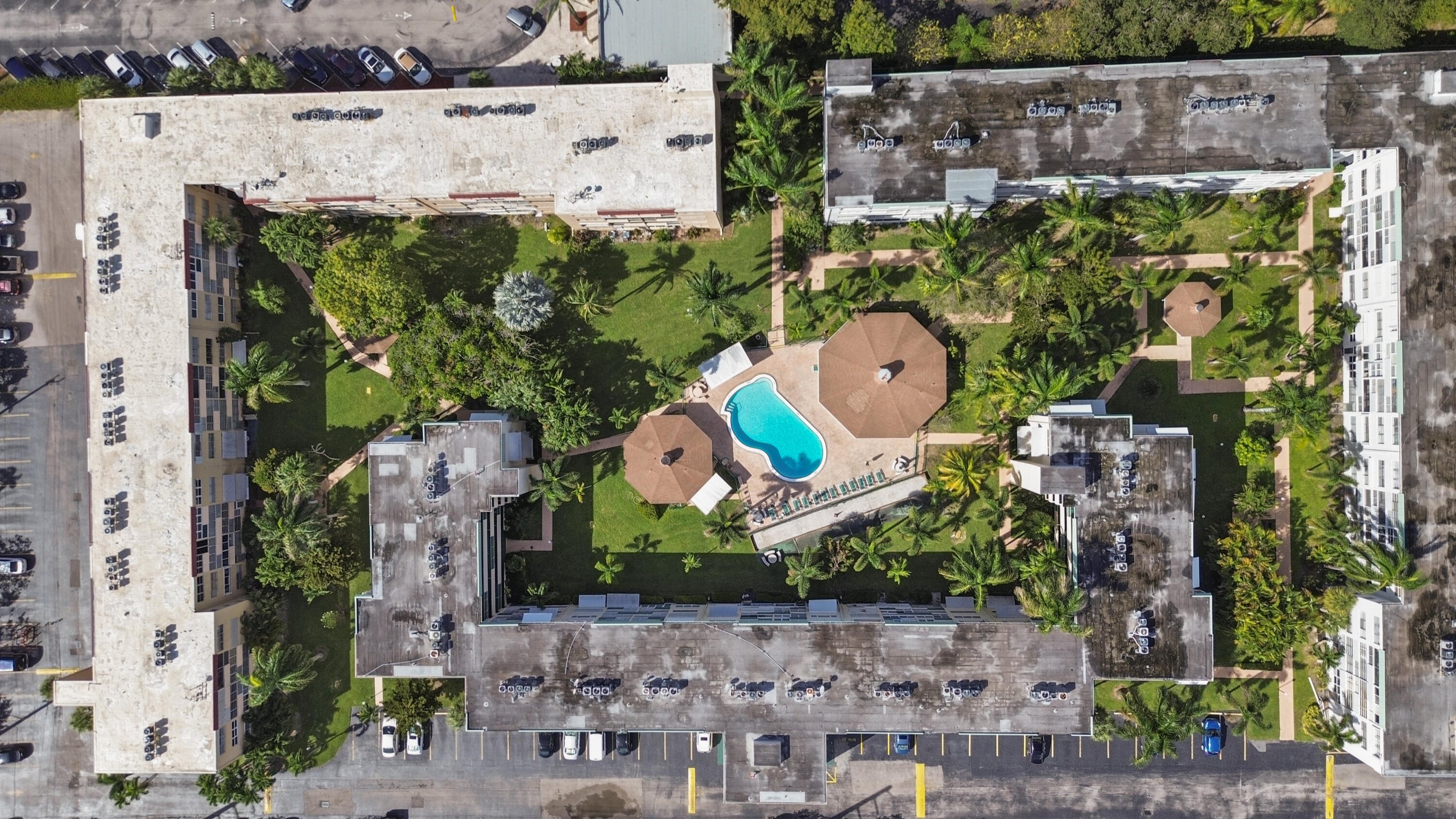 1333 E Hallandale Beach Boulevard 409 Property Photo 6