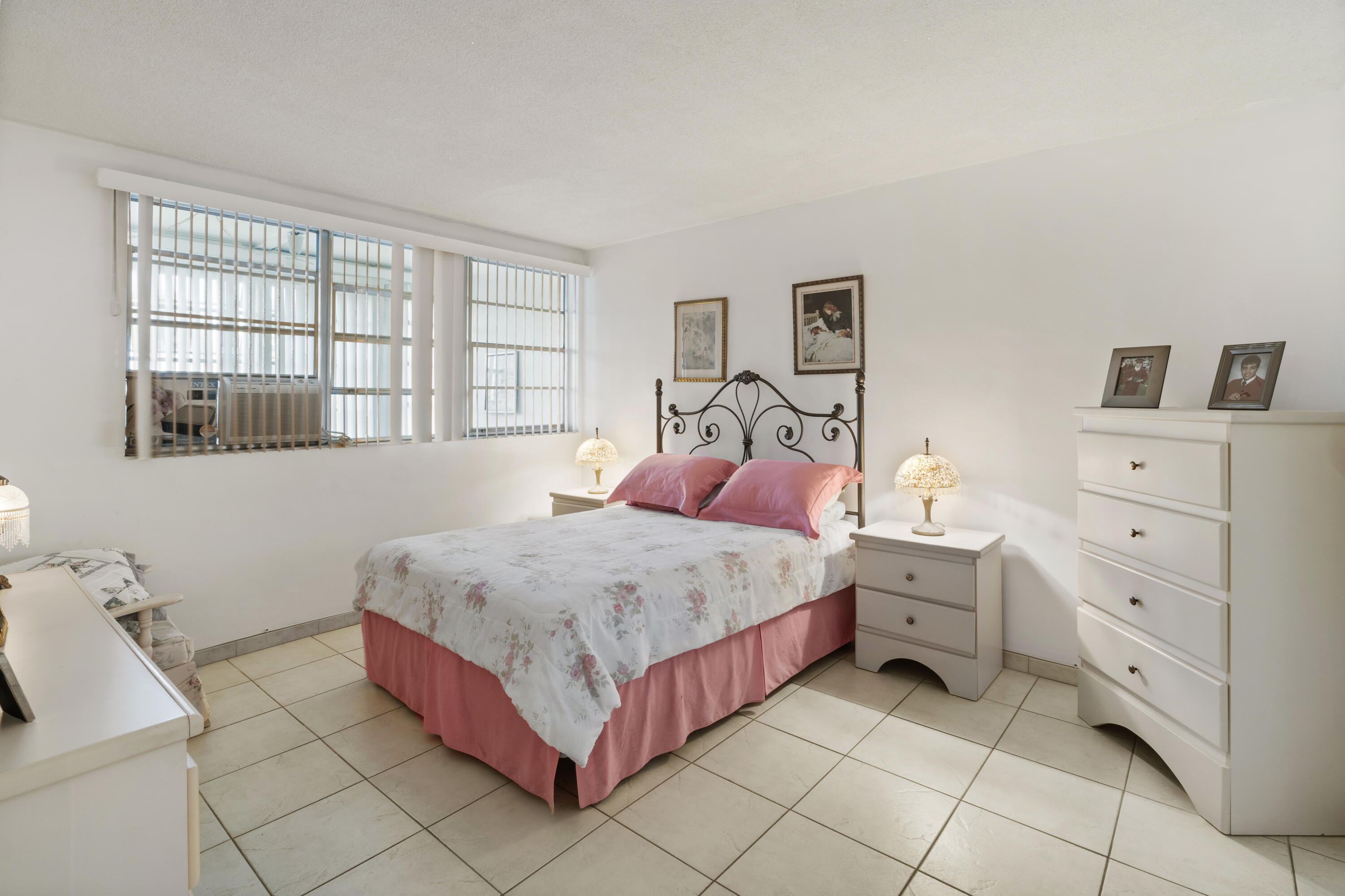 1333 E Hallandale Beach Boulevard 409 Property Photo 15