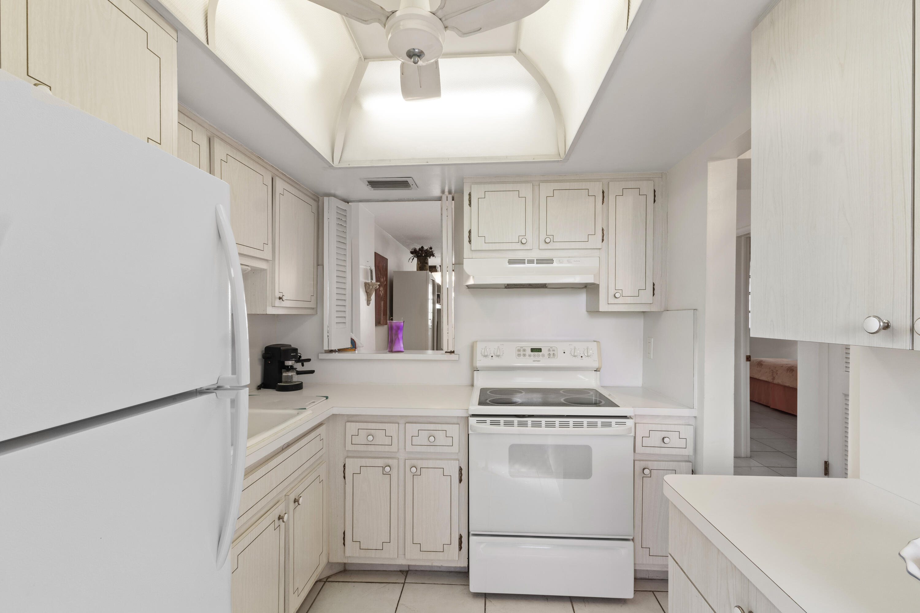 1333 E Hallandale Beach Boulevard 409 Property Photo 30