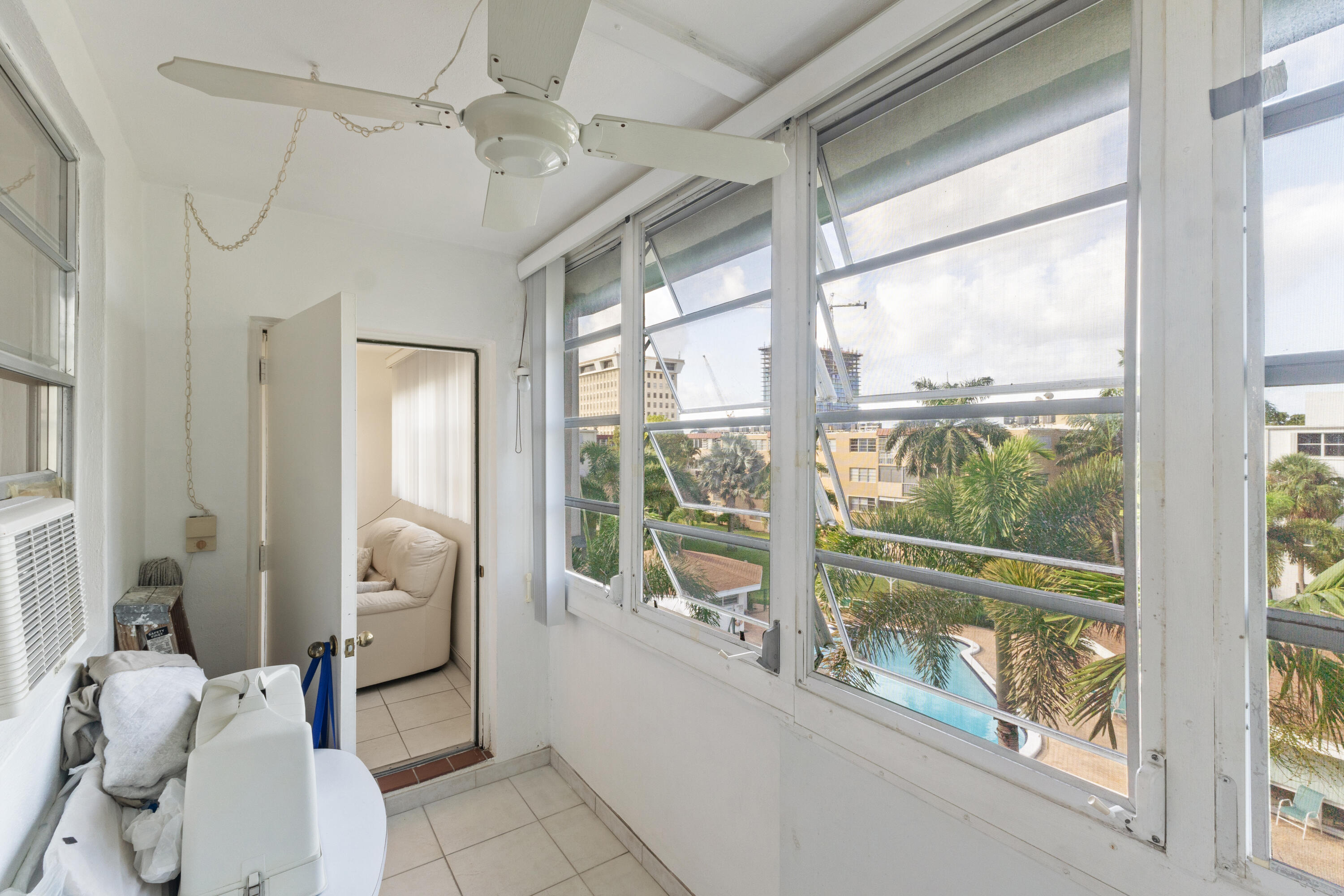 1333 E Hallandale Beach Boulevard 409 Property Photo 37