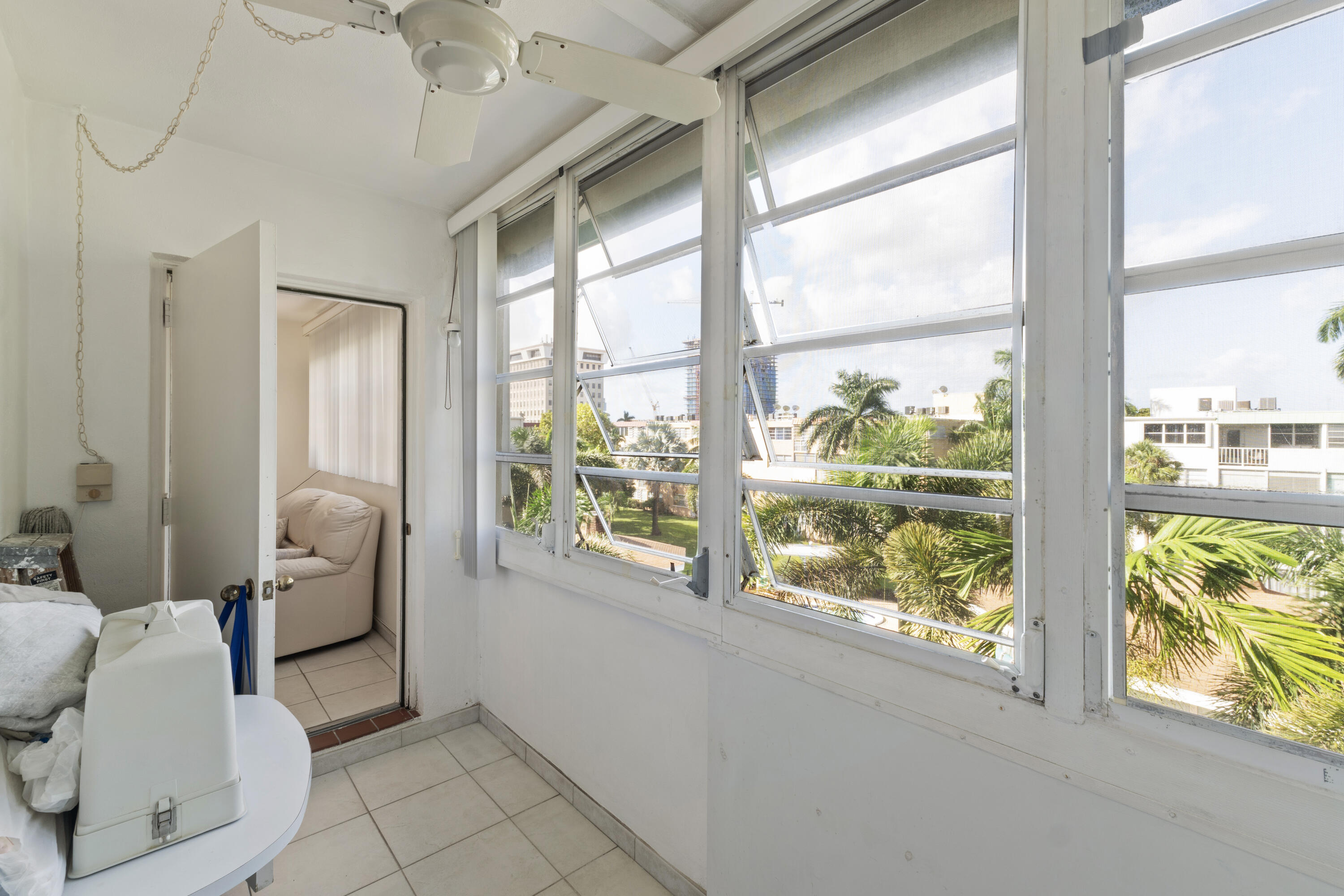 1333 E Hallandale Beach Boulevard 409 Property Photo 38