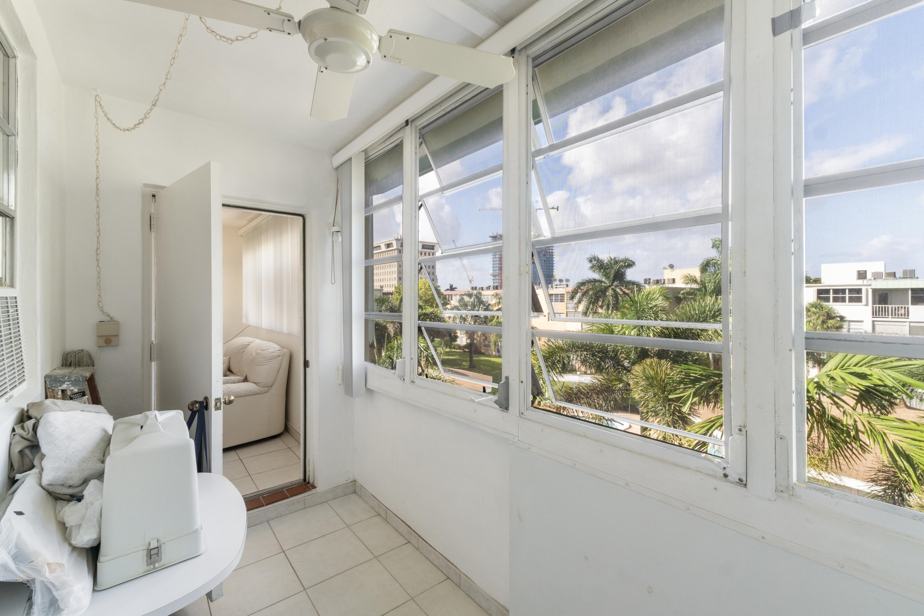 1333 E Hallandale Beach Boulevard 409 Property Photo 39