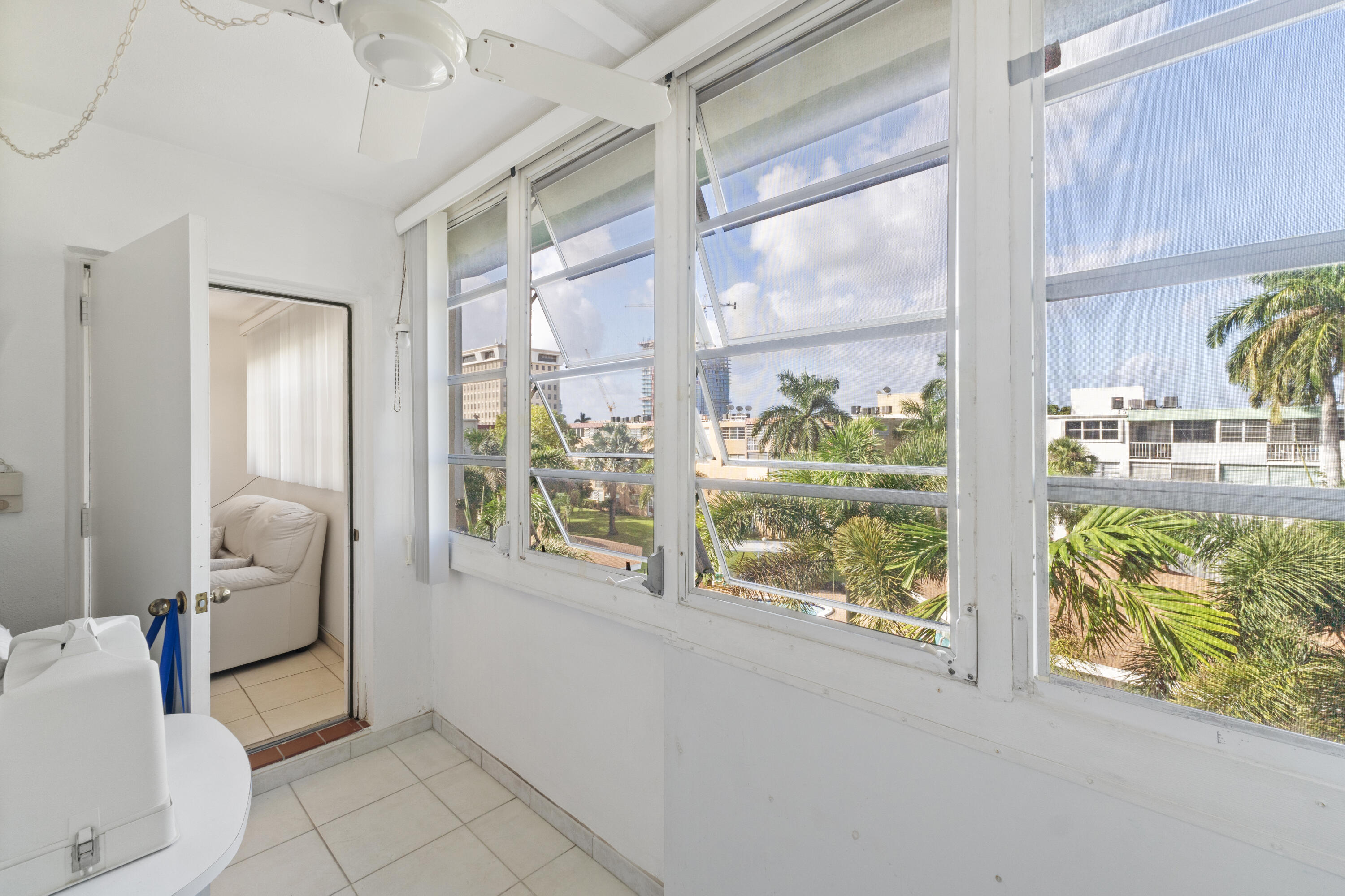 1333 E Hallandale Beach Boulevard 409 Property Photo 40