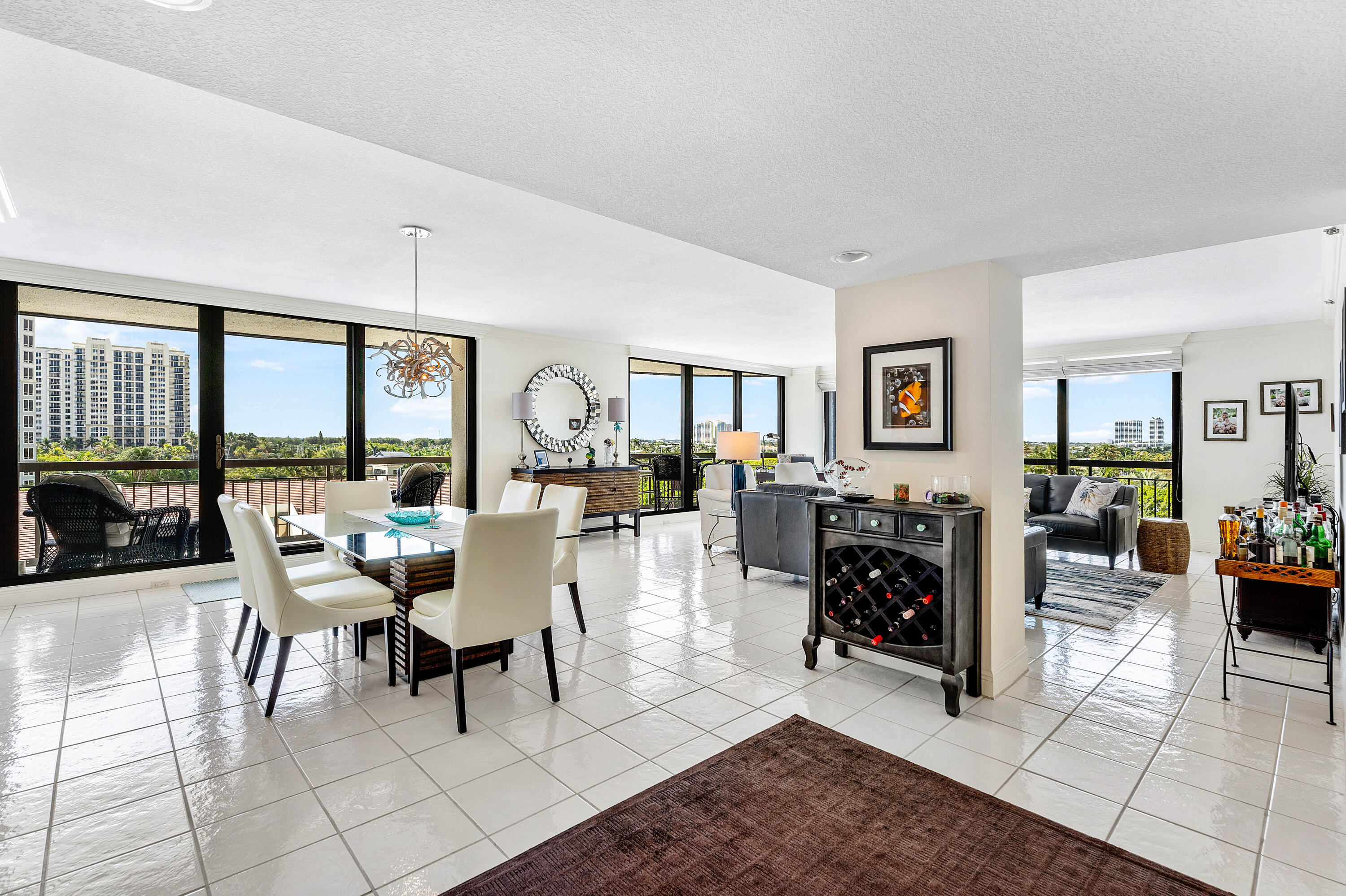 4100 N Ocean Drive 504 Property Photo 2