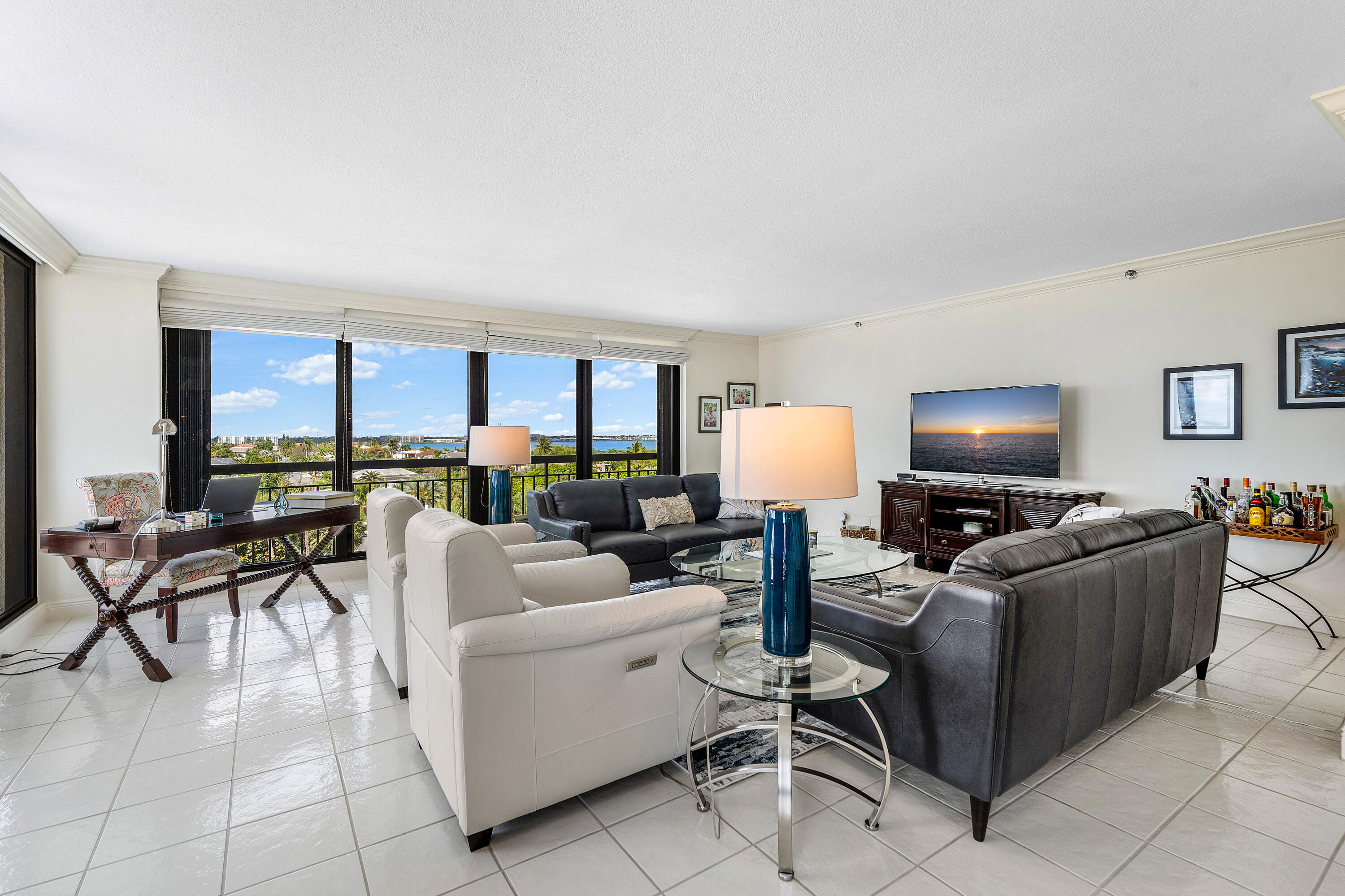 4100 N Ocean Drive 504 Property Photo 6