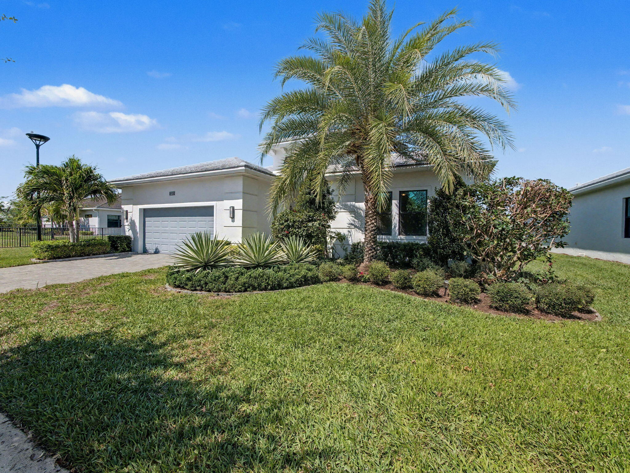 5353 Siesta Key Lane Property Photo 9