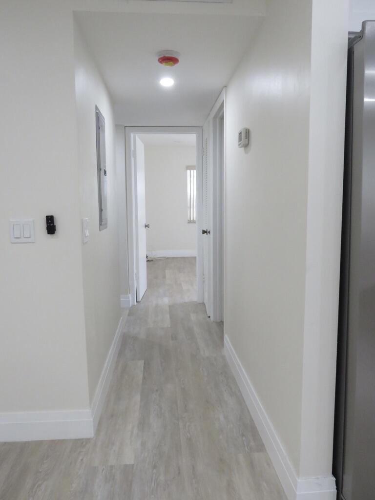 557 Burgundy L Property Photo 6