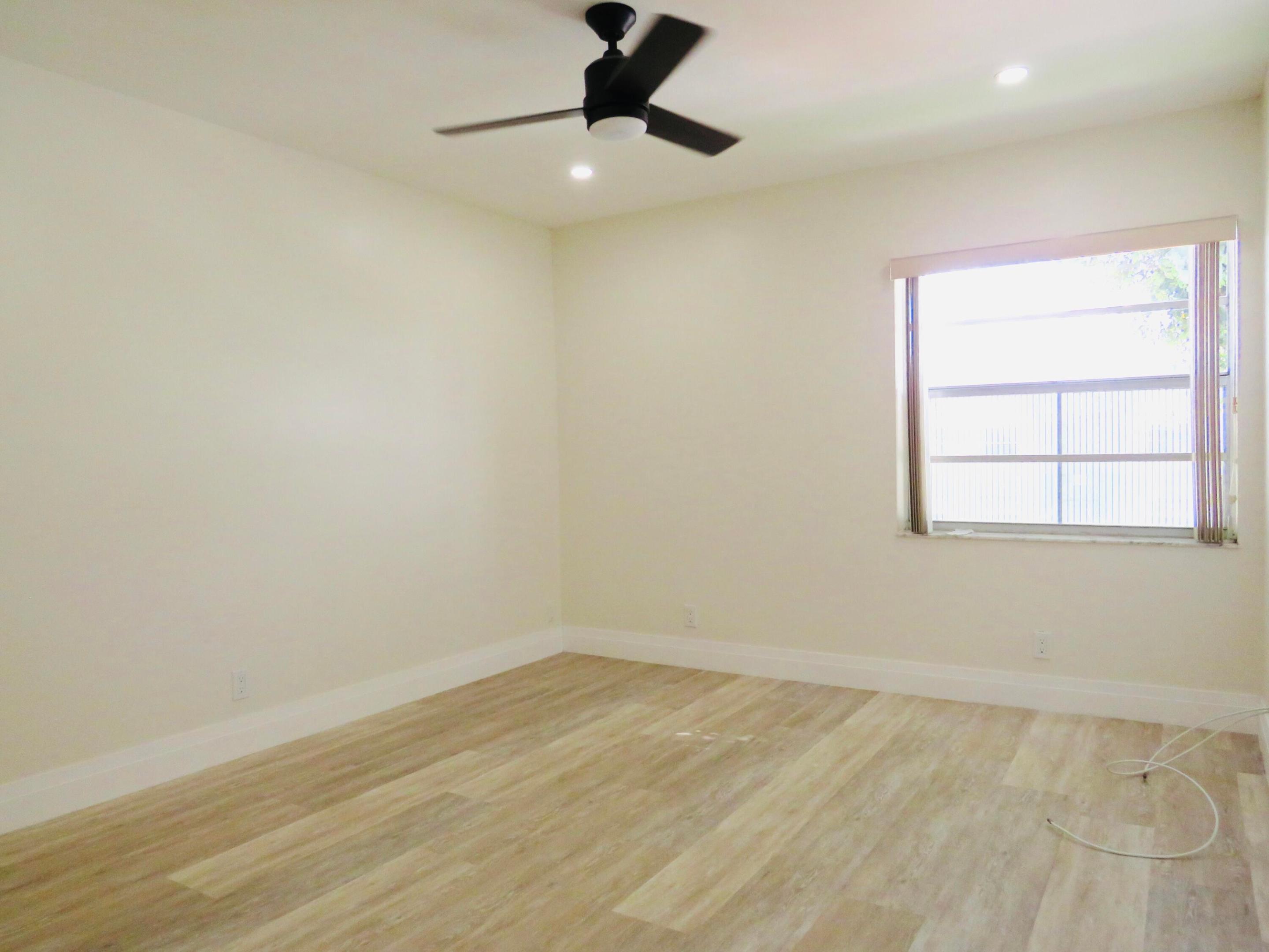 557 Burgundy L Property Photo 14