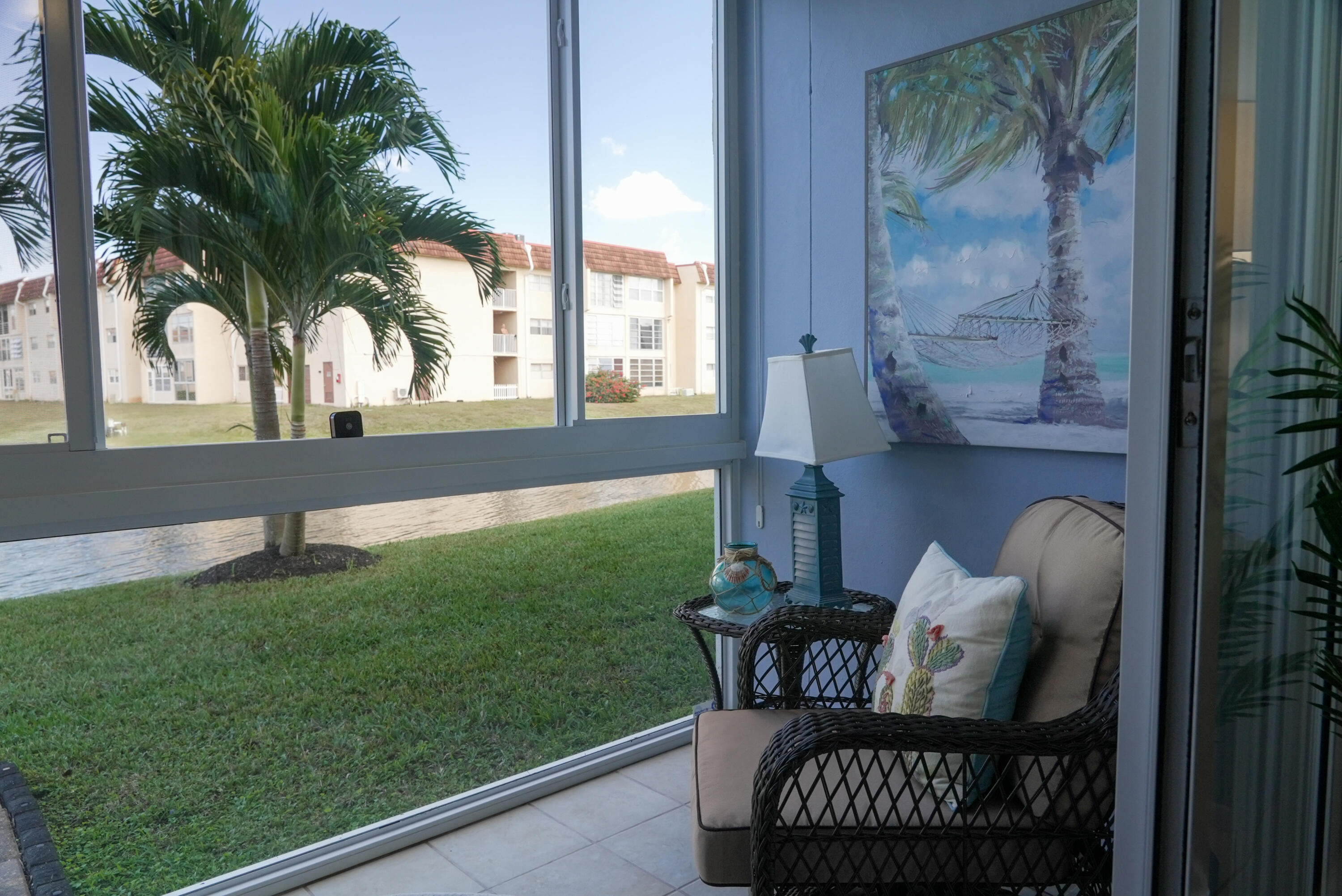 8901 Sunrise Lakes Boulevard 105 Property Photo 6
