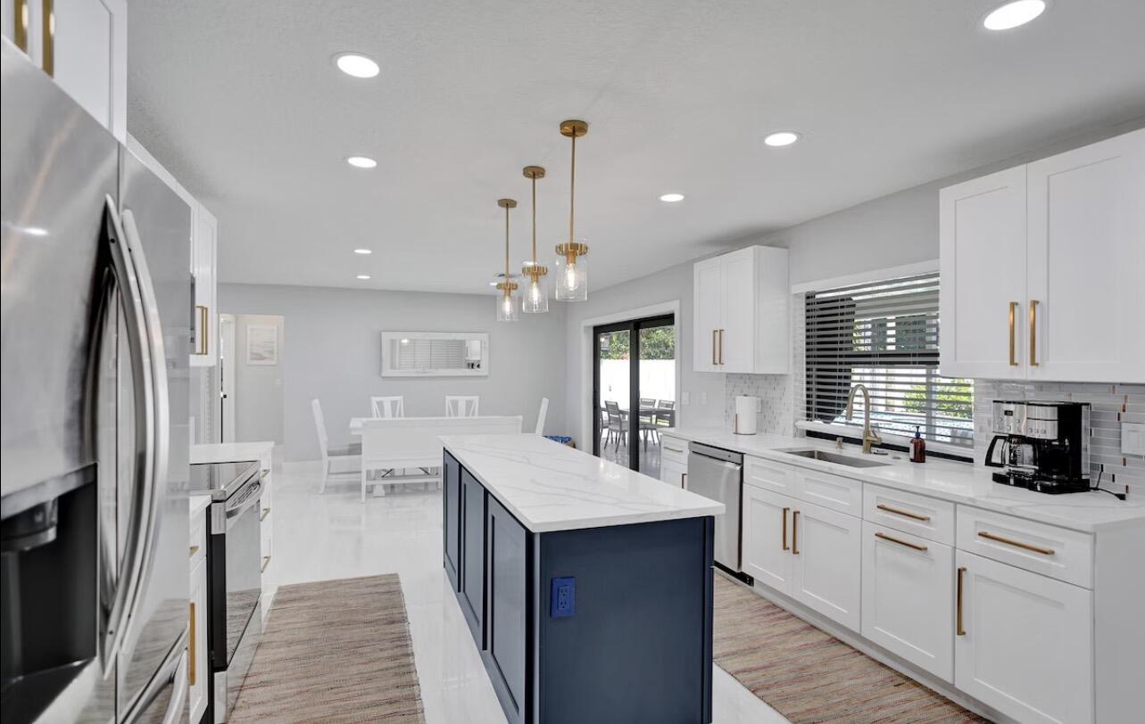 521 Curlew Road Property Photo 3