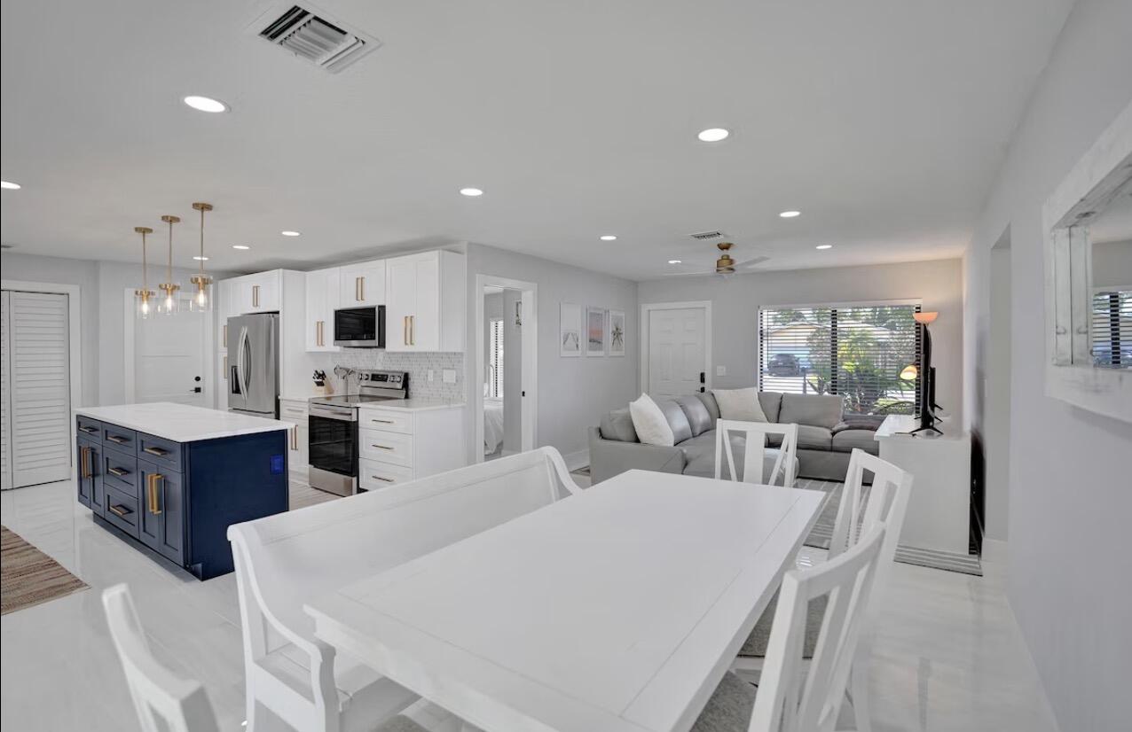 521 Curlew Road Property Photo 10