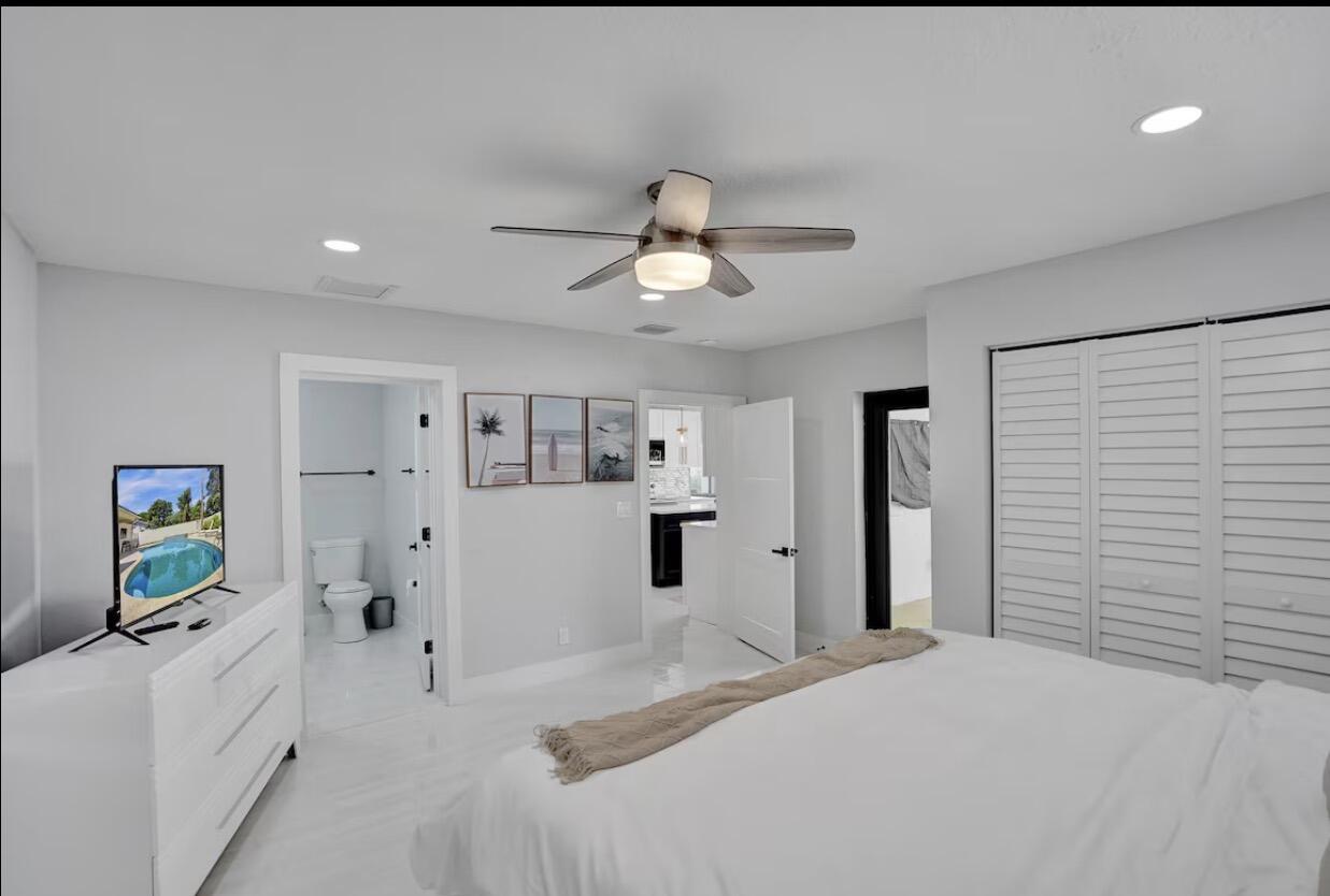 521 Curlew Road Property Photo 16