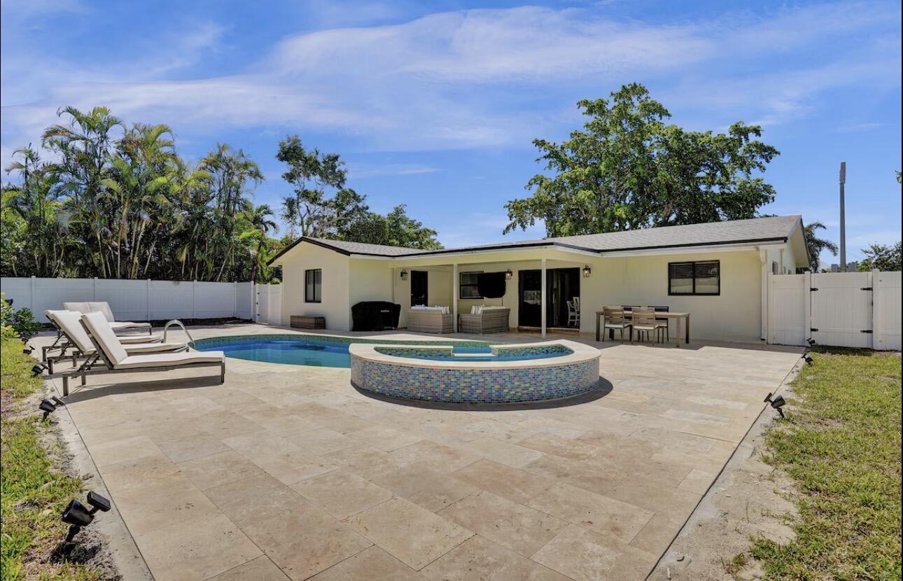 521 Curlew Road Property Photo 23