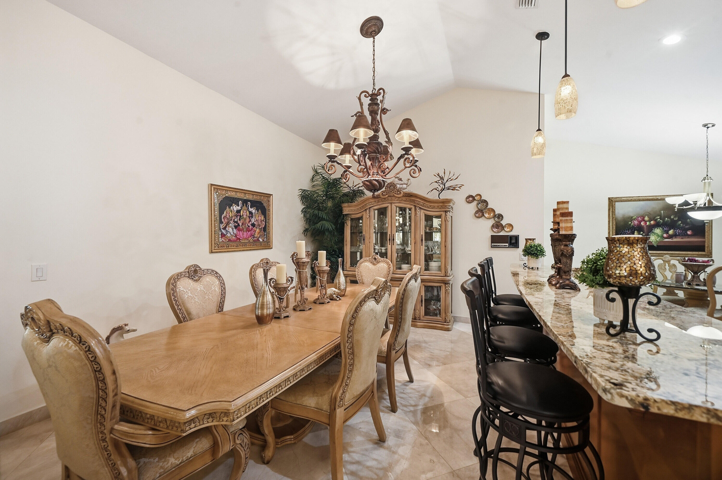 5884 Laurel Green Circle Property Photo 13