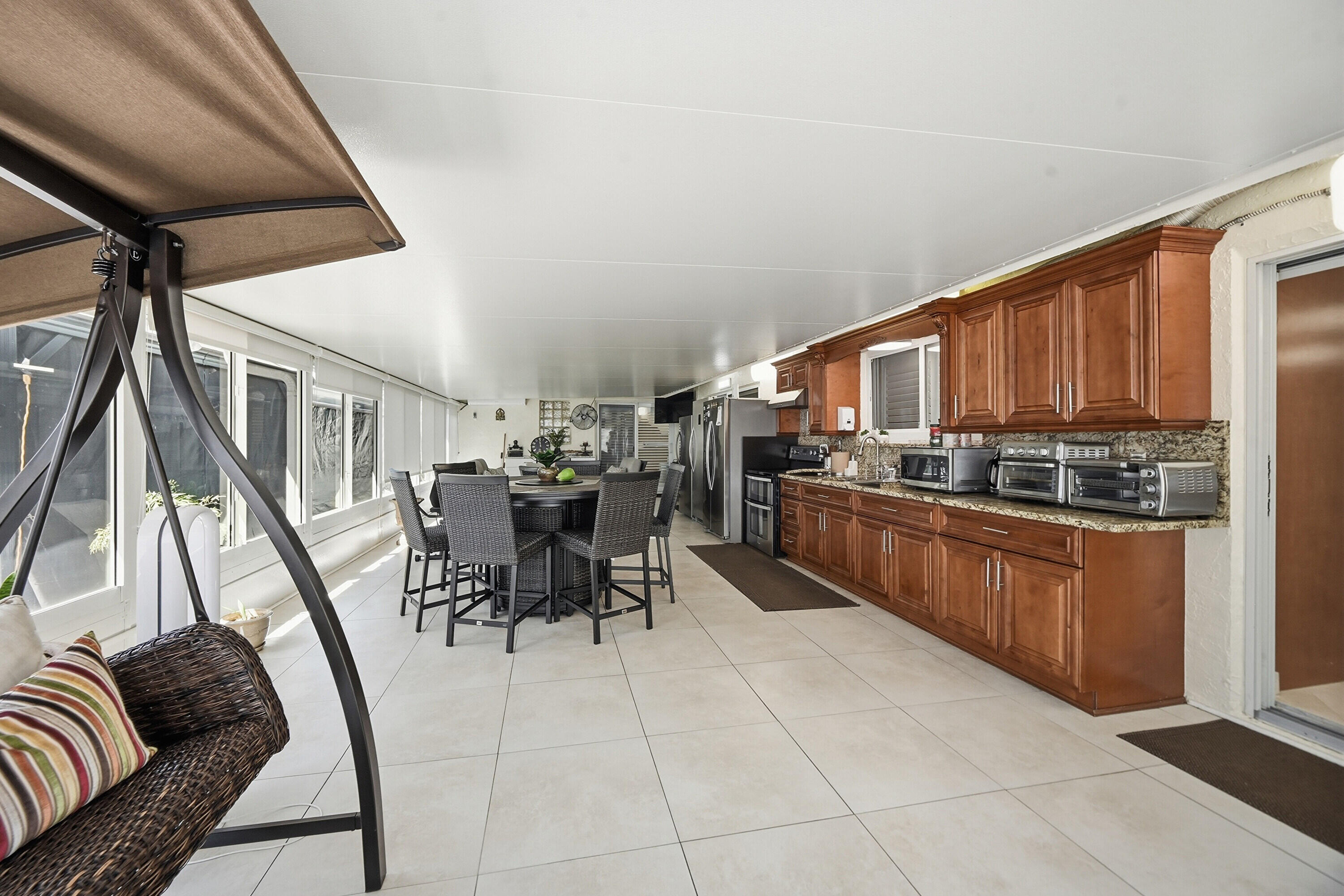 5884 Laurel Green Circle Property Photo 30