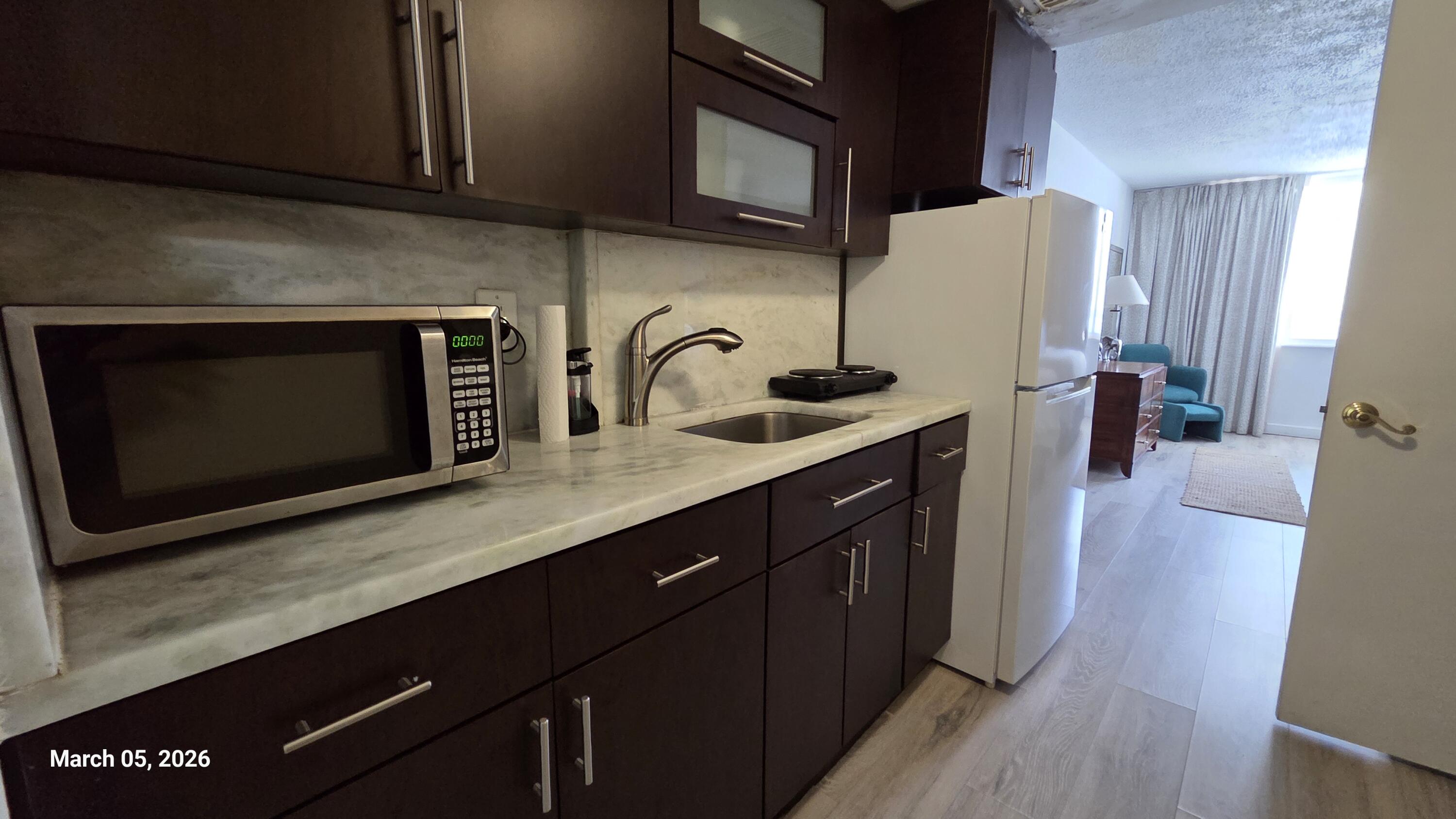 19201 Collins Avenue 105 Property Photo 5