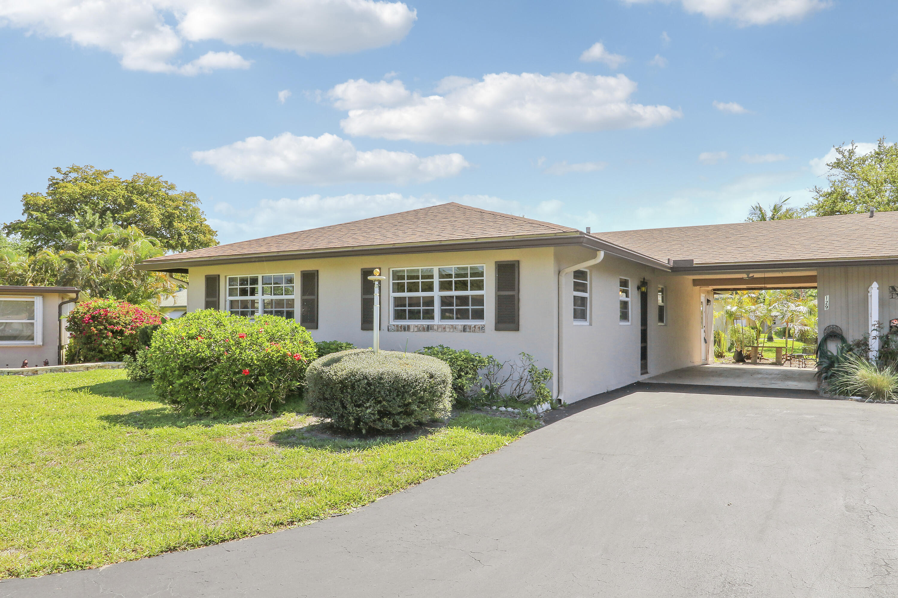 129 Mockingbird Lane Property Photo 1
