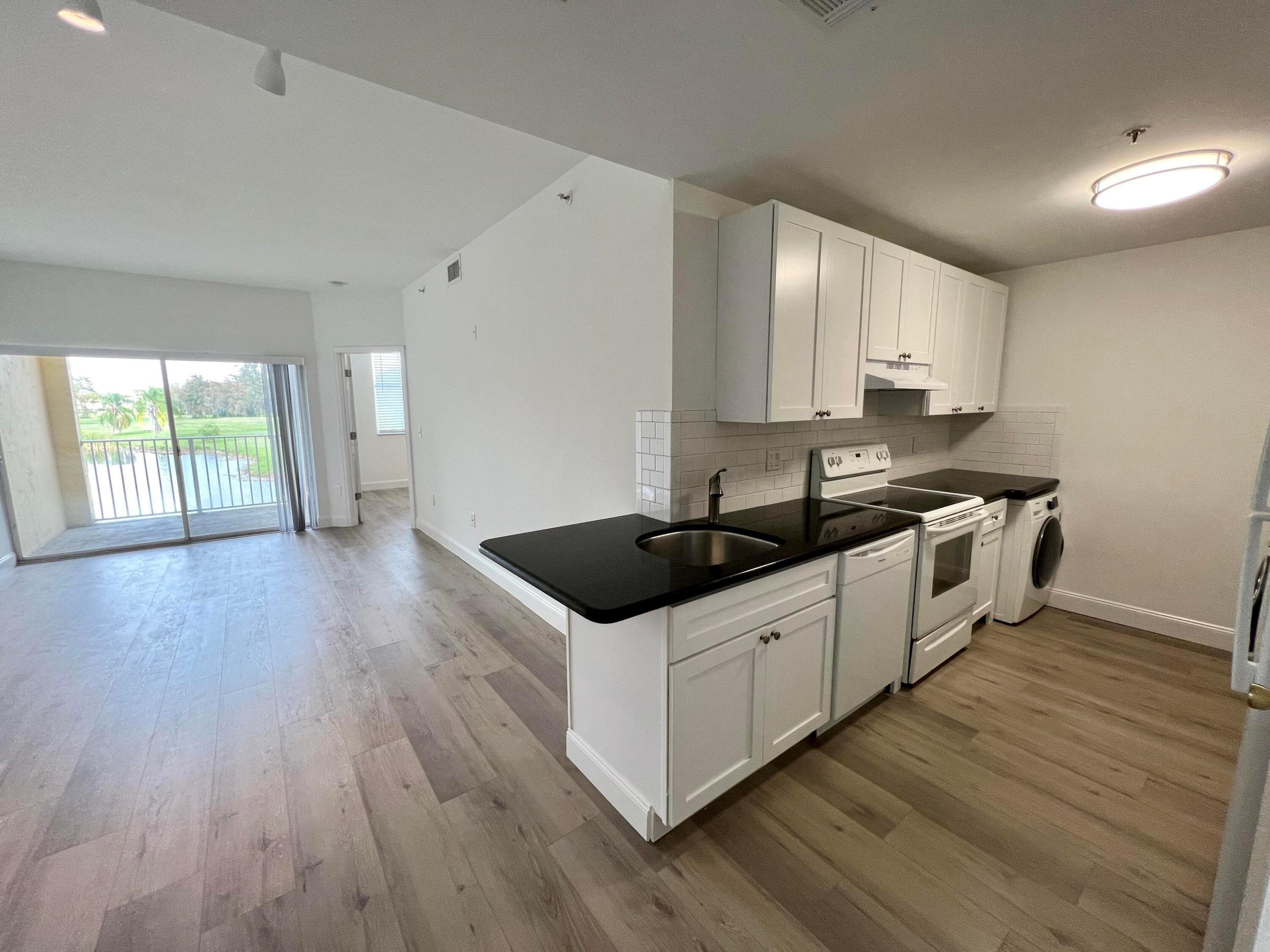 2040 Greenview Shores Boulevard 214 Property Photo 1