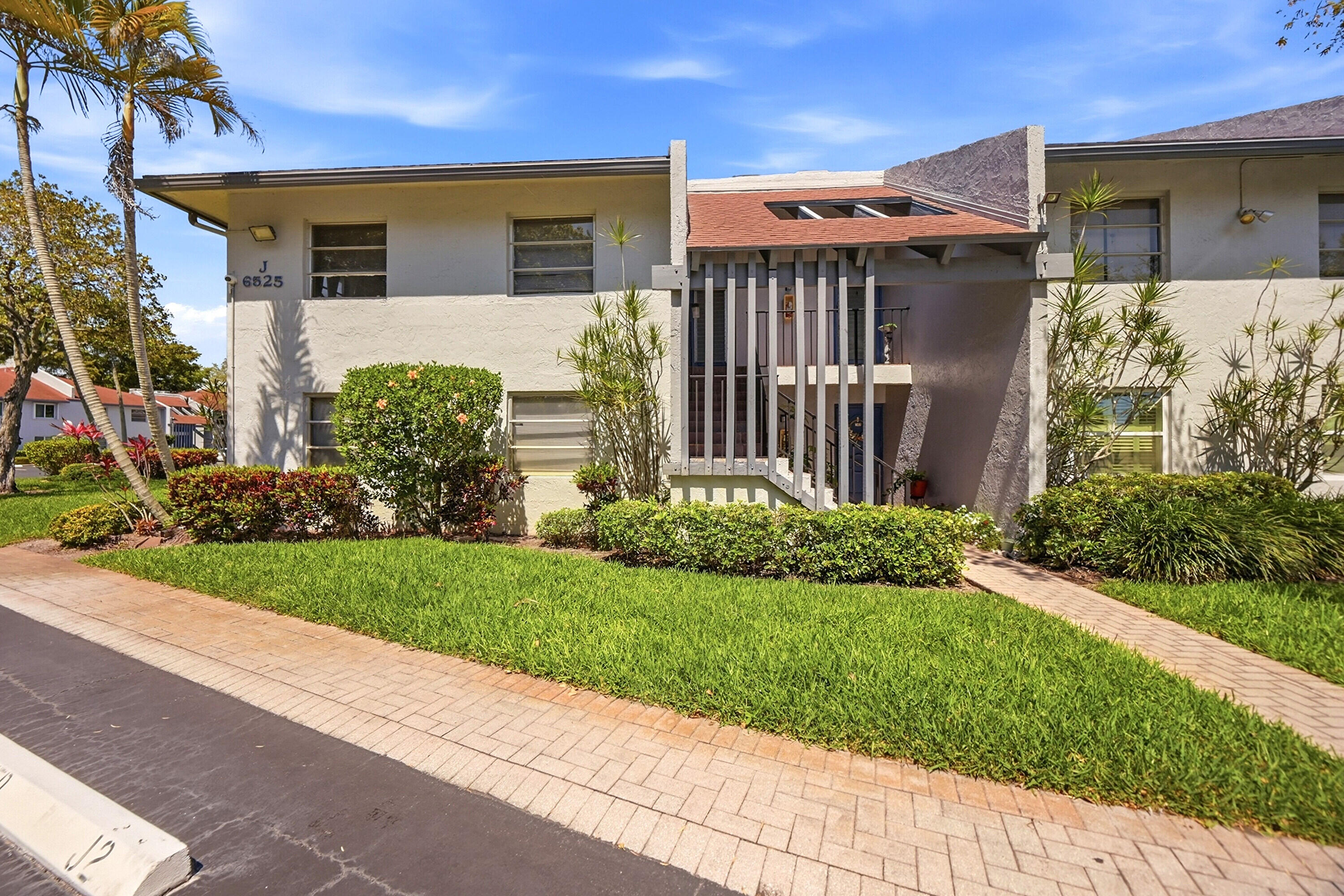 6525 S Oriole Boulevard Property Photo 1
