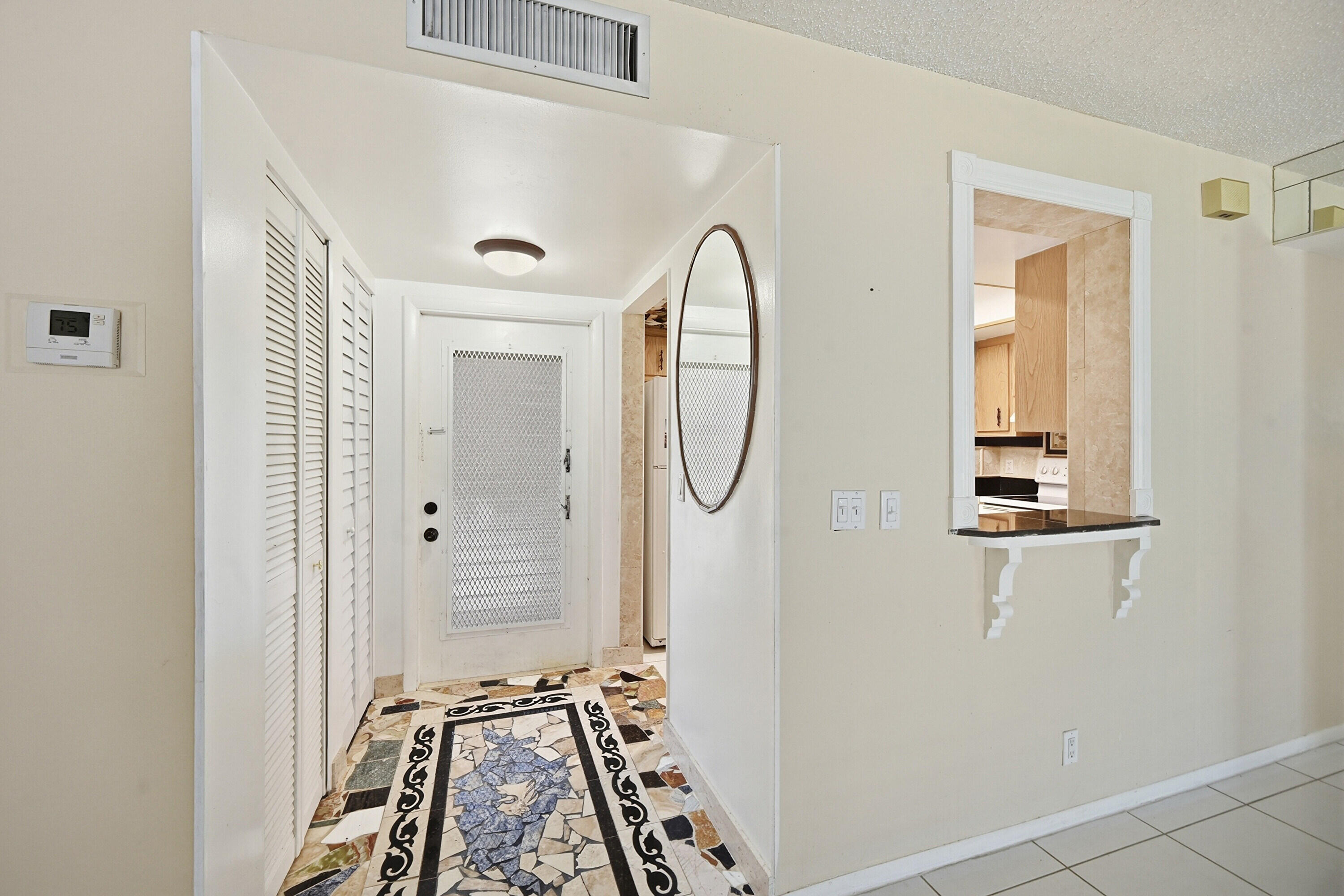 6525 S Oriole Boulevard Property Photo 2