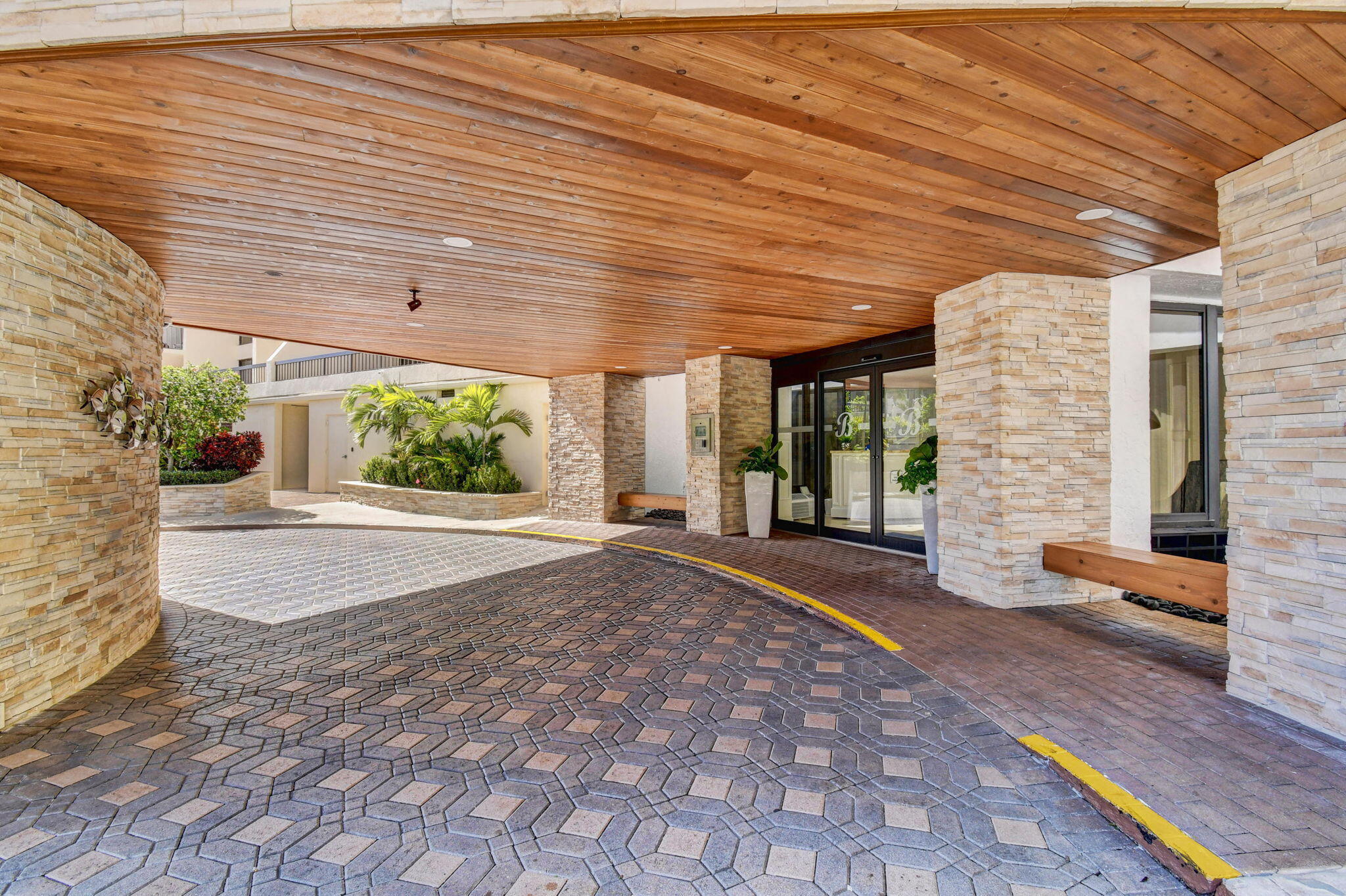 4740 S Ocean Boulevard 702 Property Photo 3