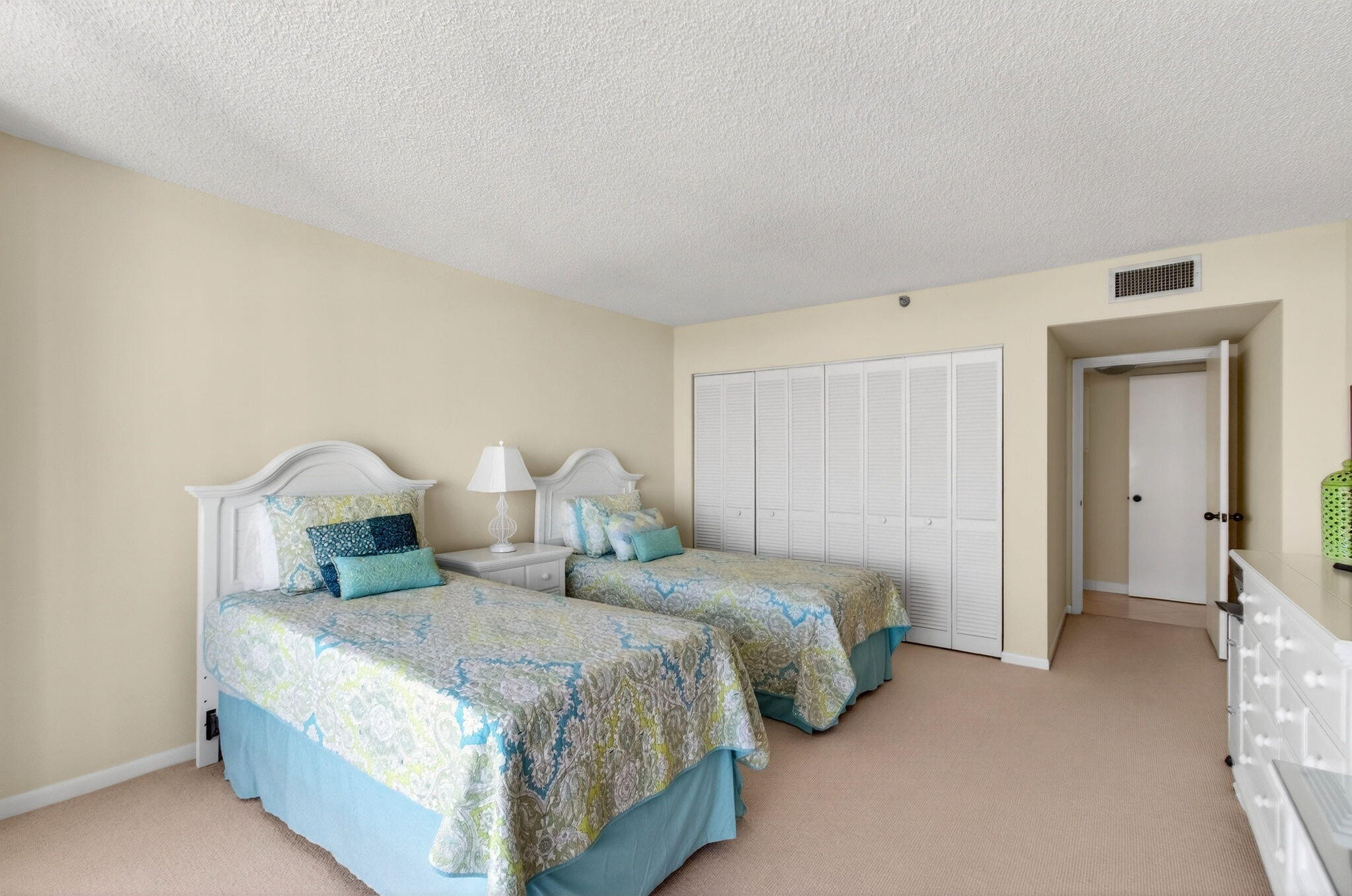 4740 S Ocean Boulevard 702 Property Photo 28