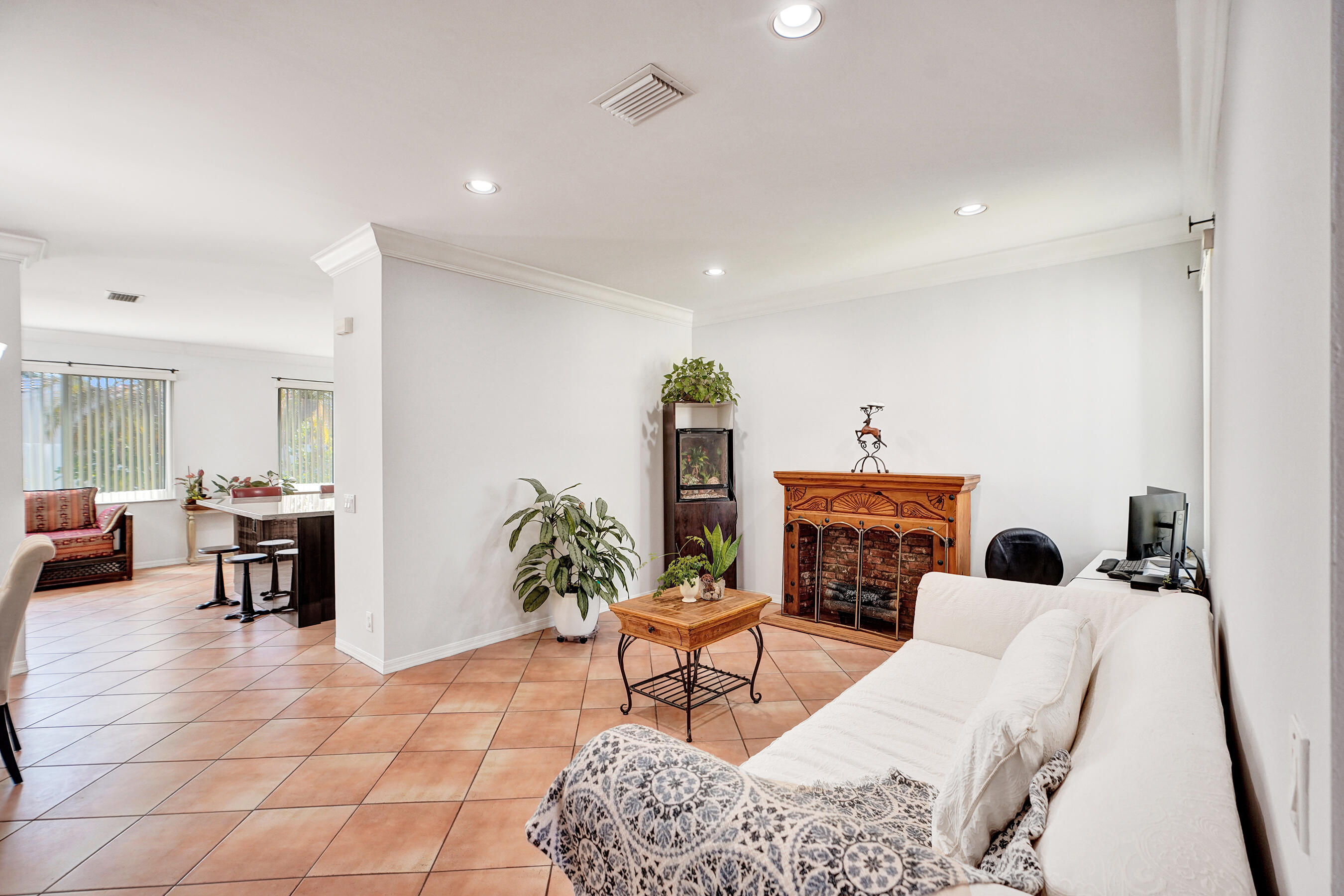 873 Stanton Drive Property Photo 16