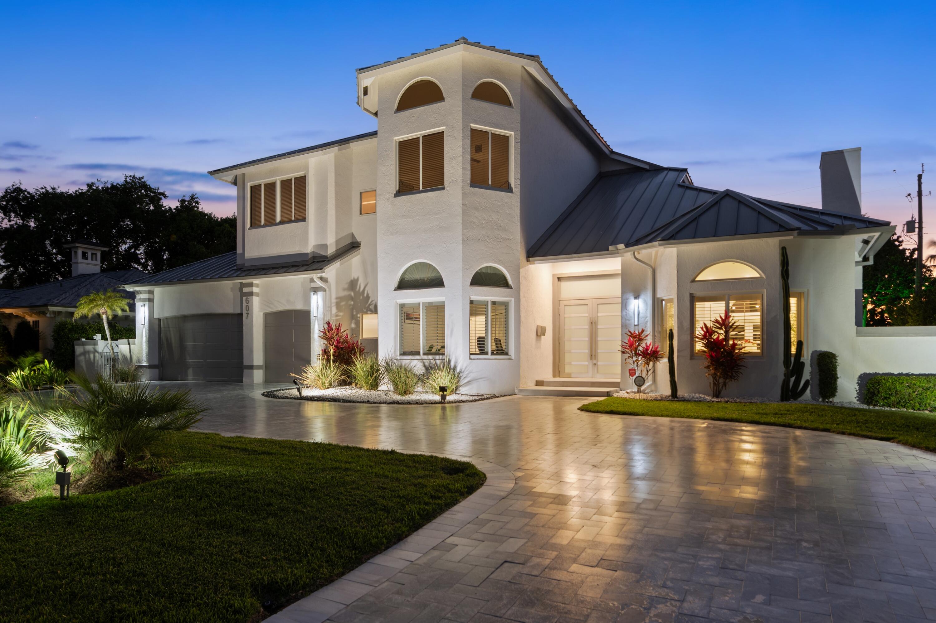 607 Intracoastal Drive Property Photo 3