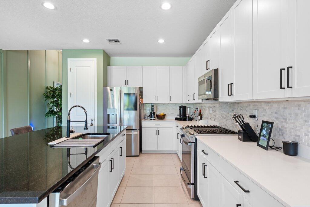 1362 Harvester Crossing Property Photo 16