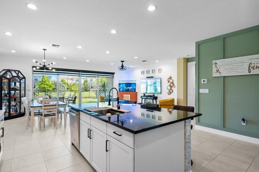 1362 Harvester Crossing Property Photo 17