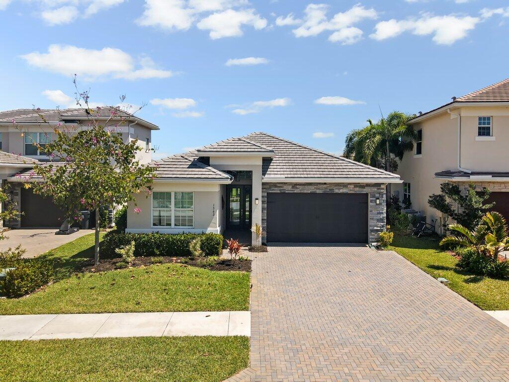 1362 Harvester Crossing Property Photo 58