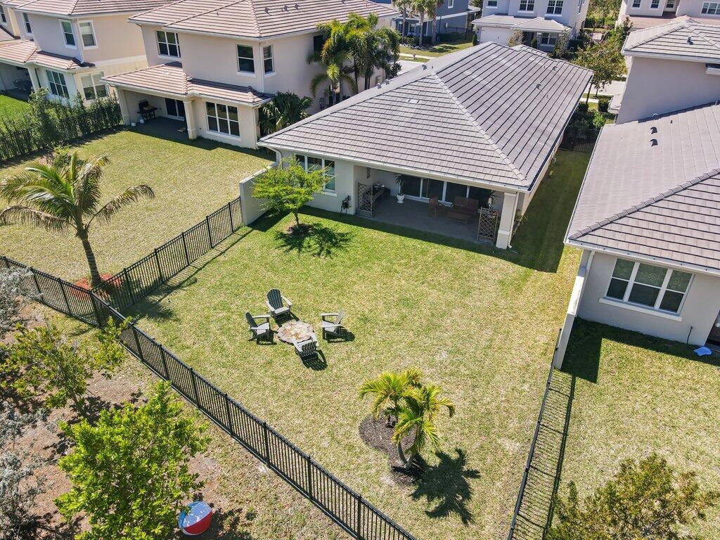 1362 Harvester Crossing Property Photo 62