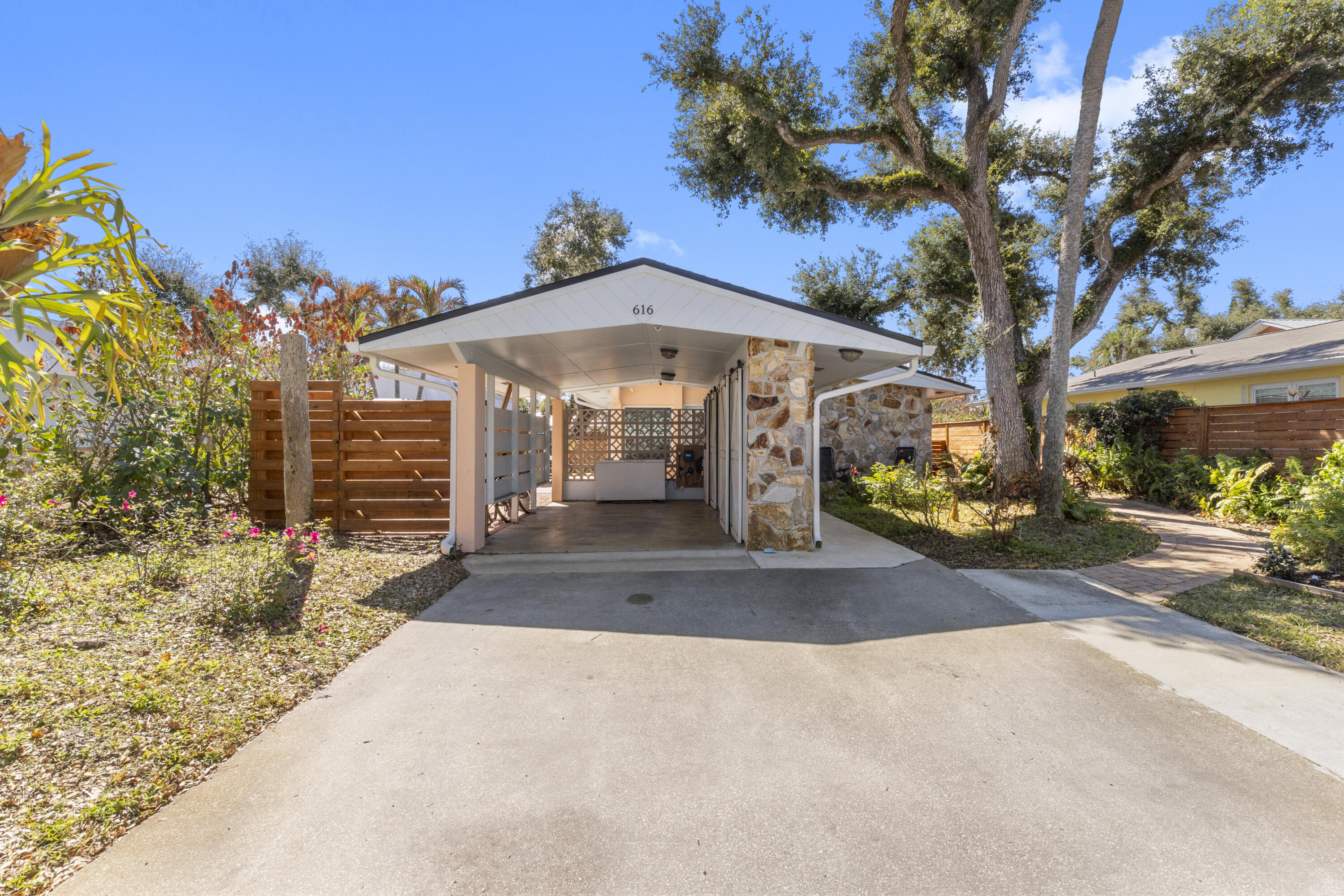 616 Dahlia Lane Property Photo 19