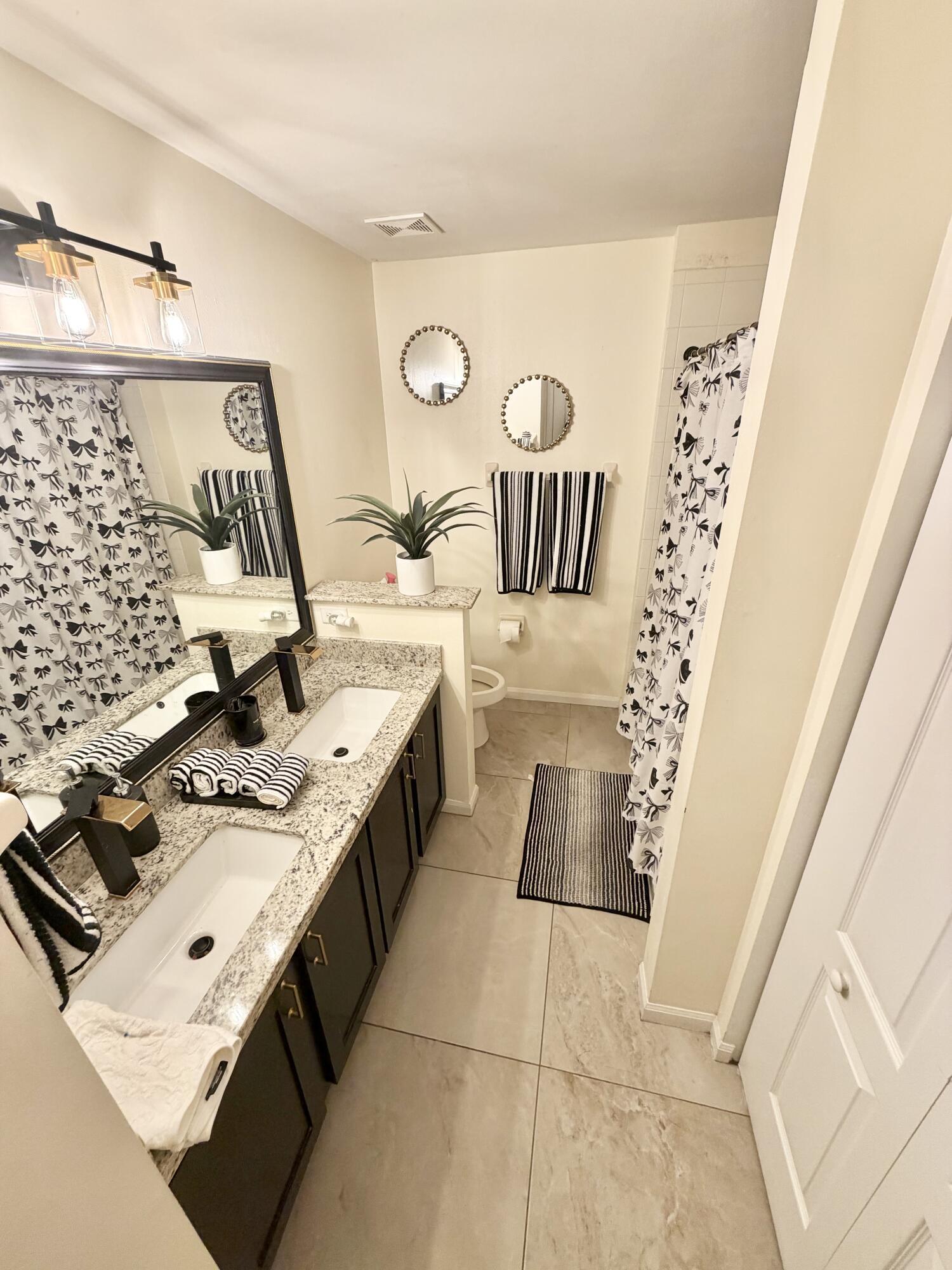 159 Berenger Walk Property Photo 10