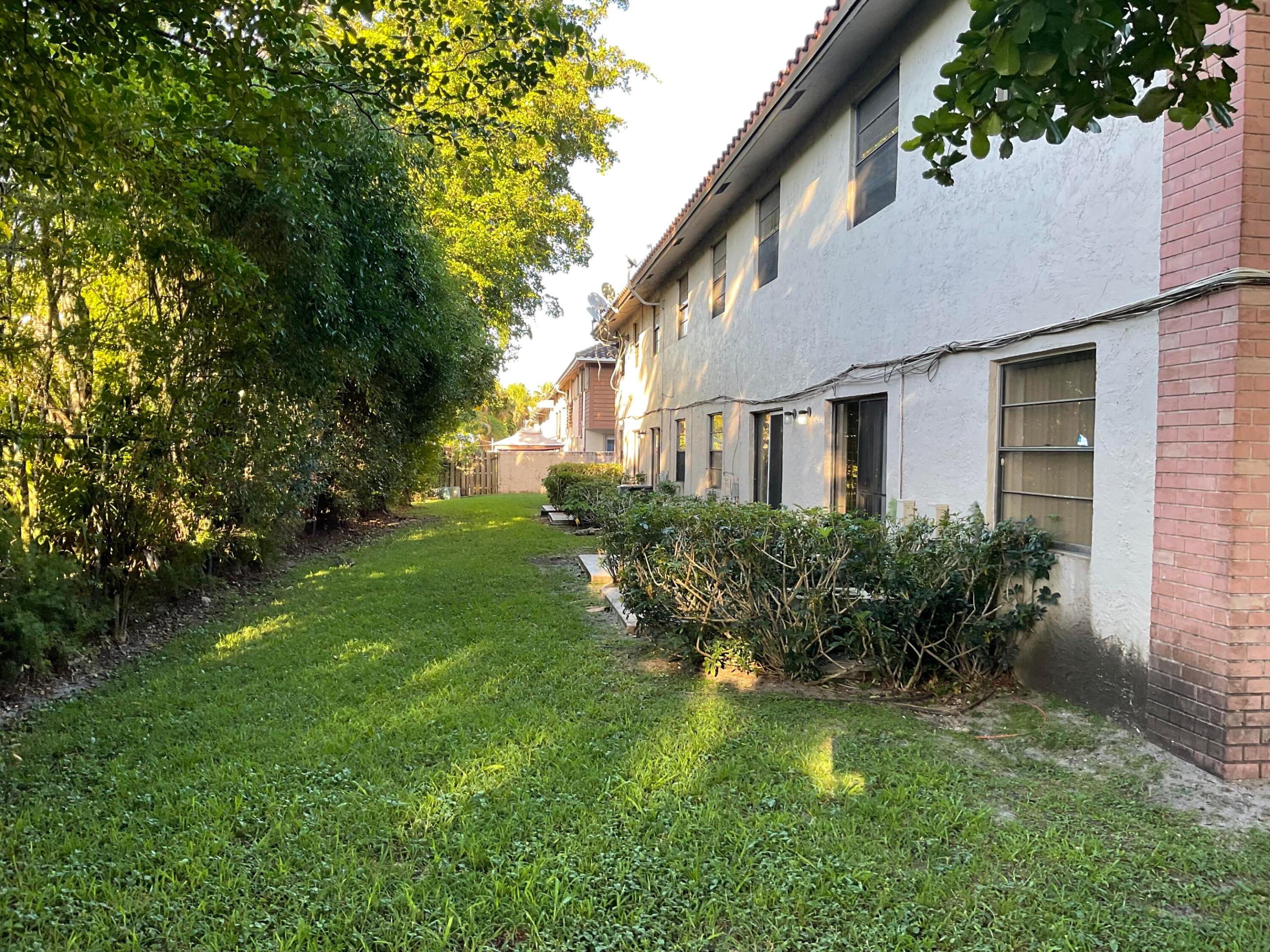 10825 Royal Palm Boulevard 1-8 Property Photo 37