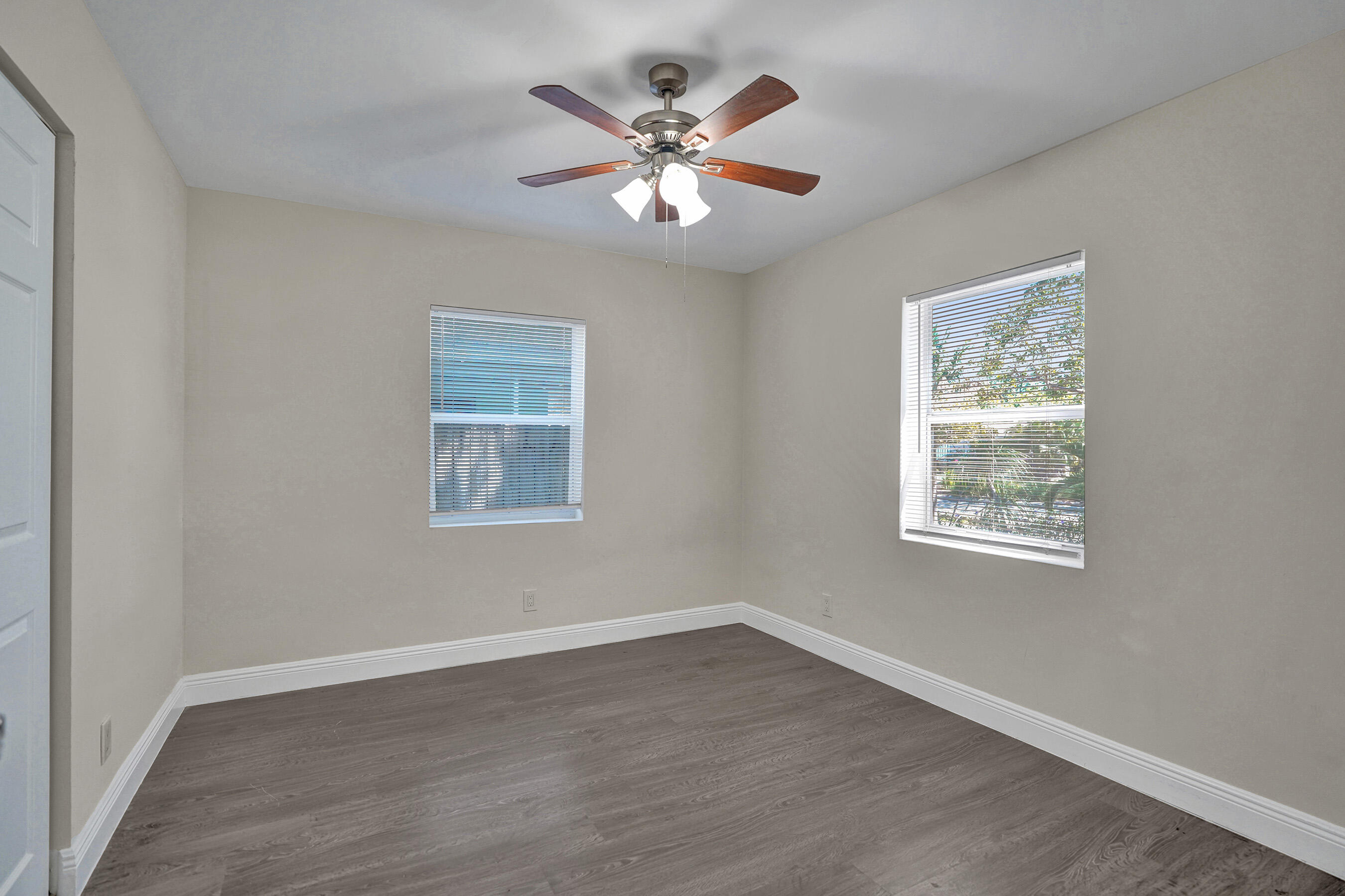 131 Ne 51st Street Property Photo 12
