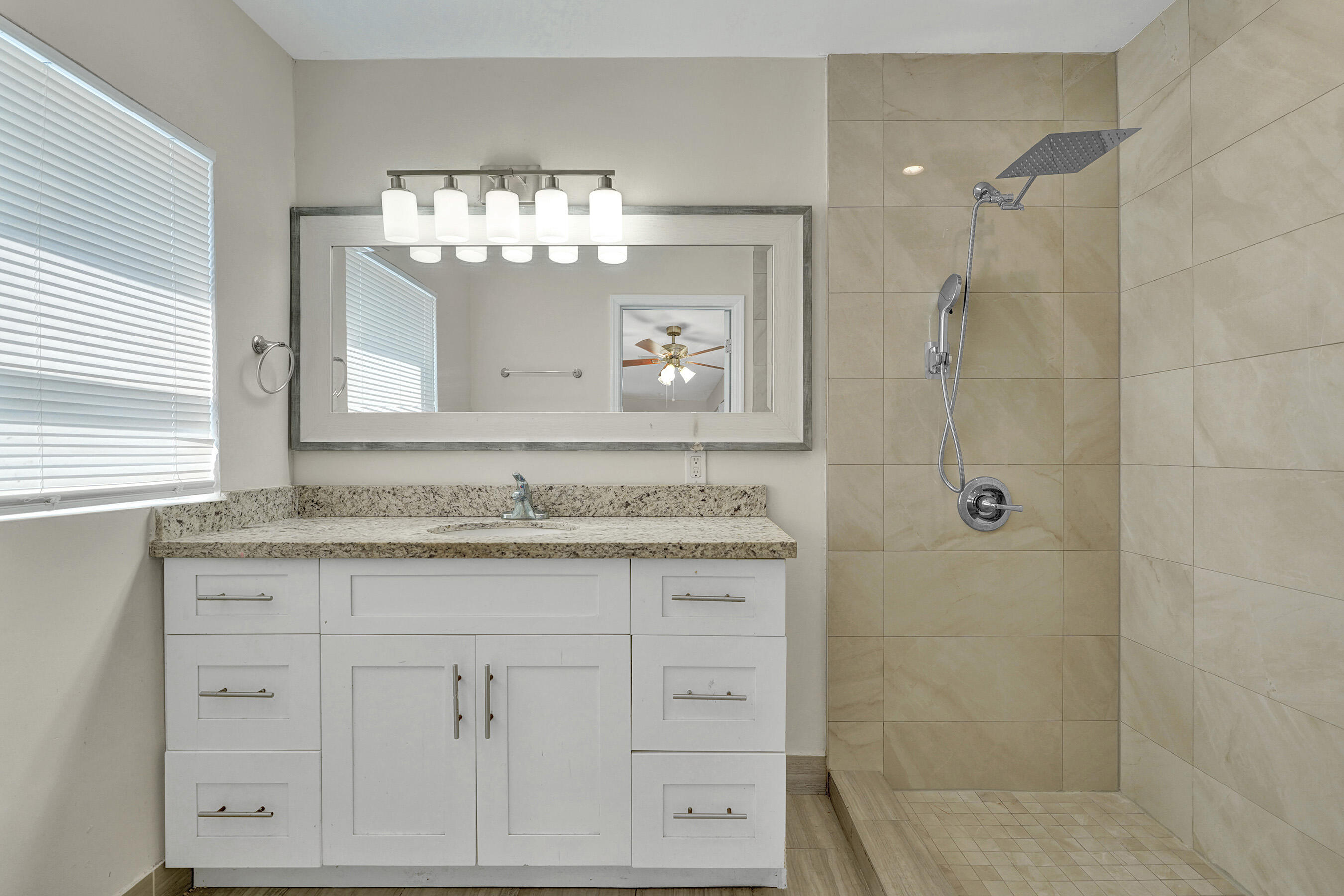 131 Ne 51st Street Property Photo 17