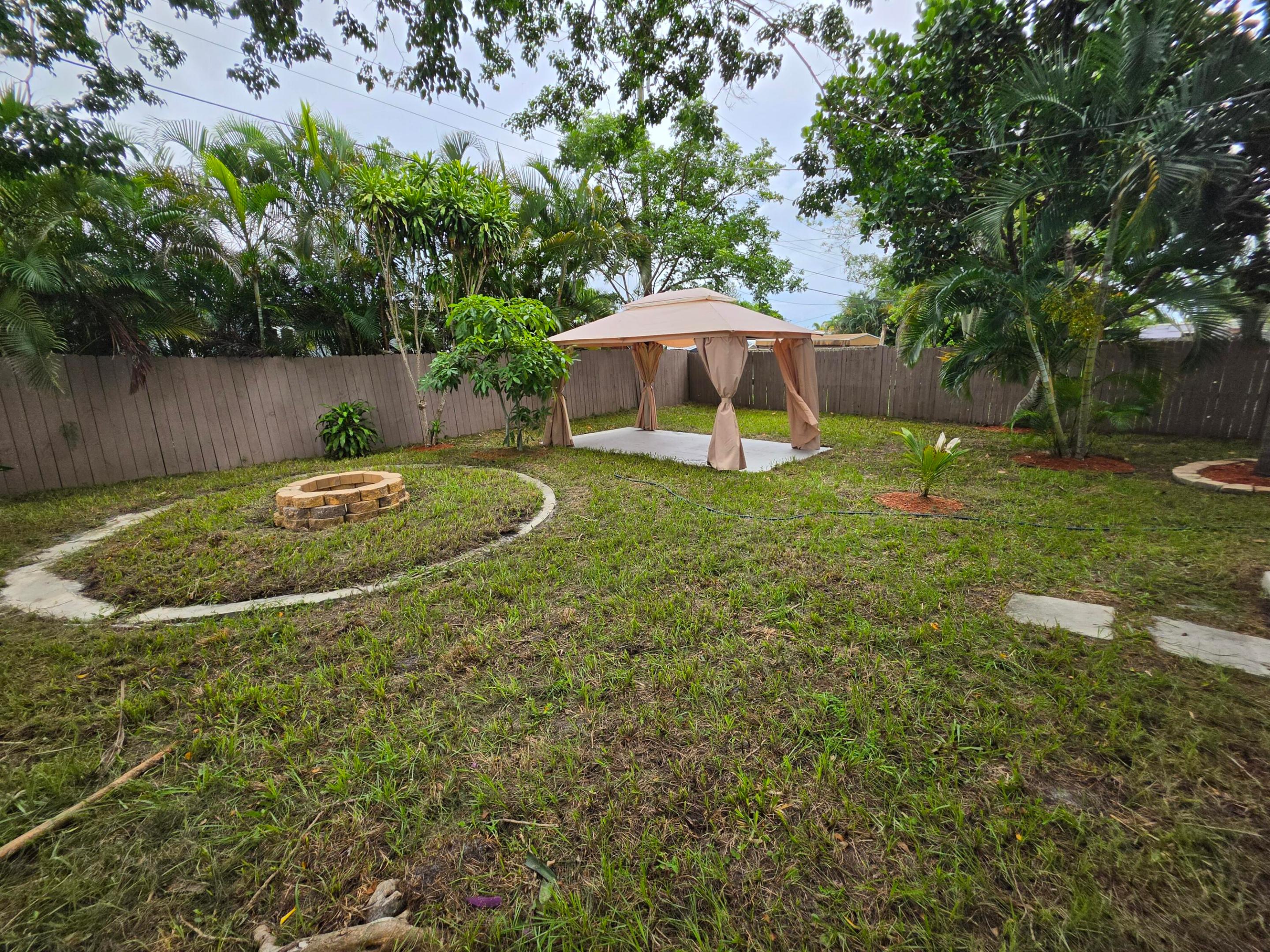 131 Ne 51st Street Property Photo 22