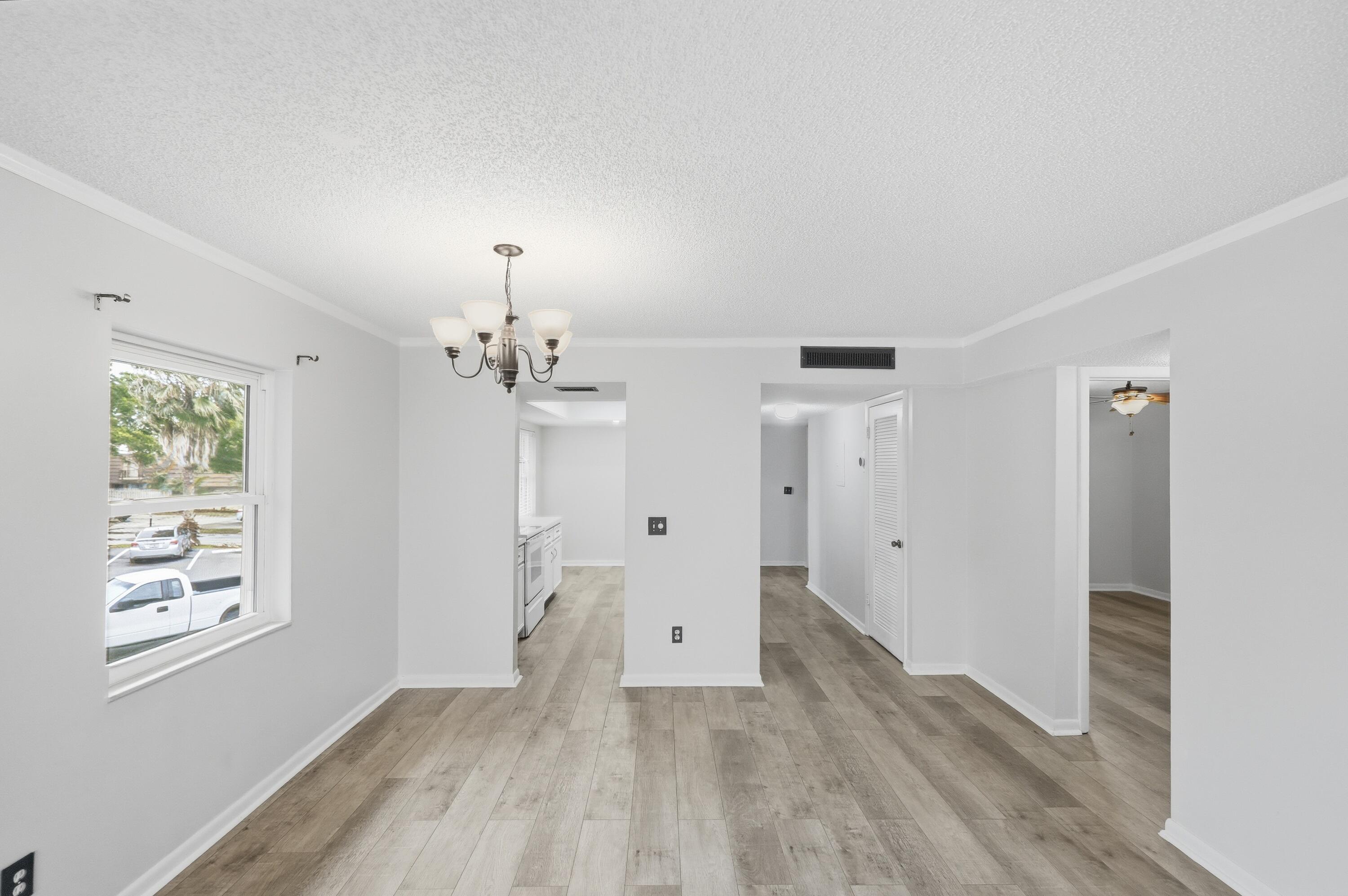 1166 6th Avenue B8 Property Photo 3